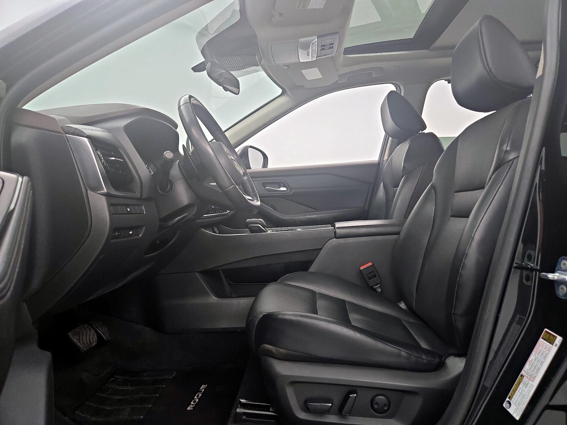 Thumbnail: 2023 Nissan Rogue - 9
