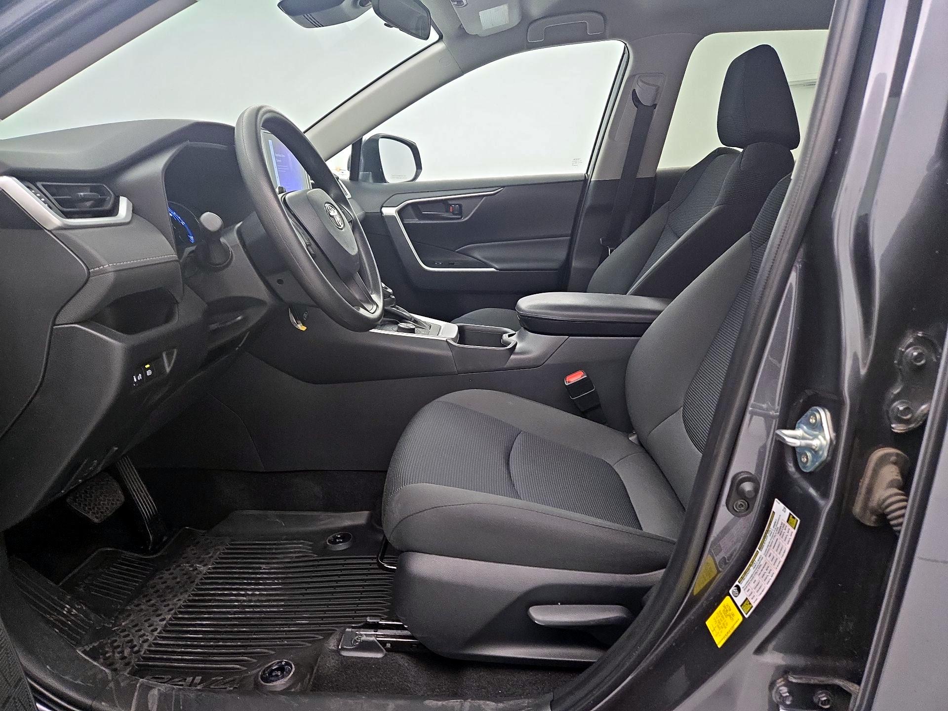 Thumbnail: 2023 Toyota RAV4 - 9