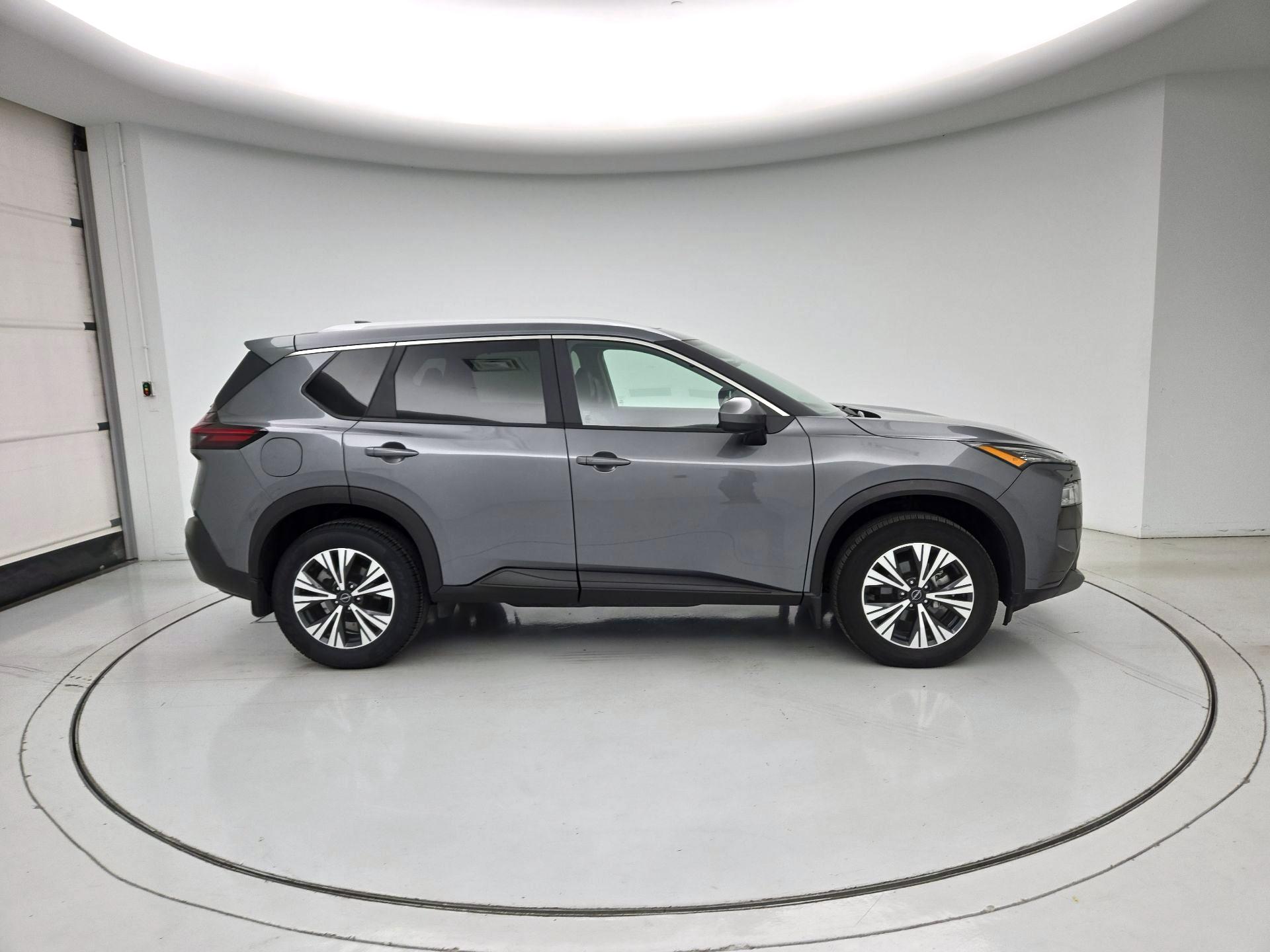 Thumbnail: 2023 Nissan Rogue - 4