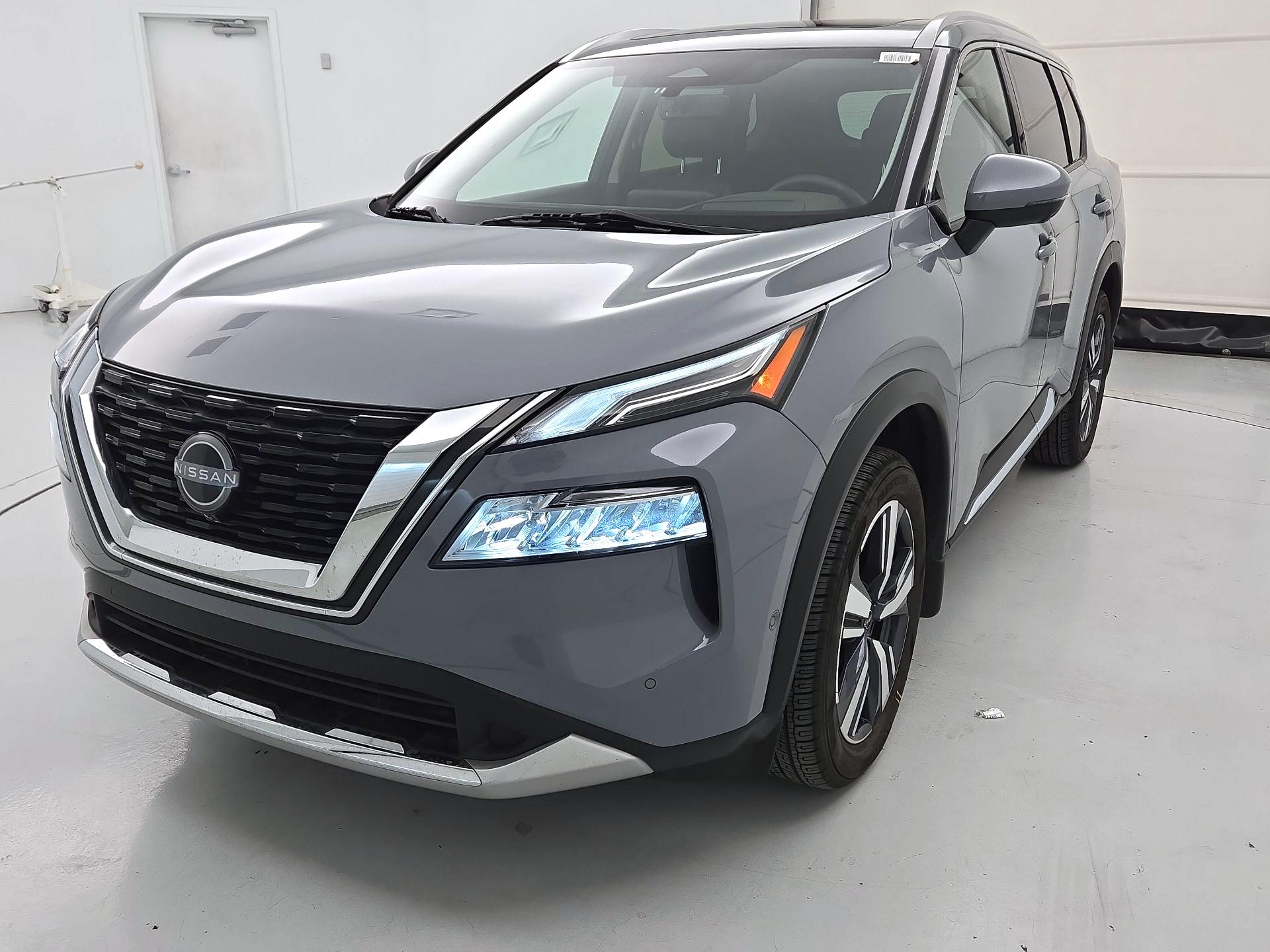 Thumbnail: 2023 Nissan Rogue - 3