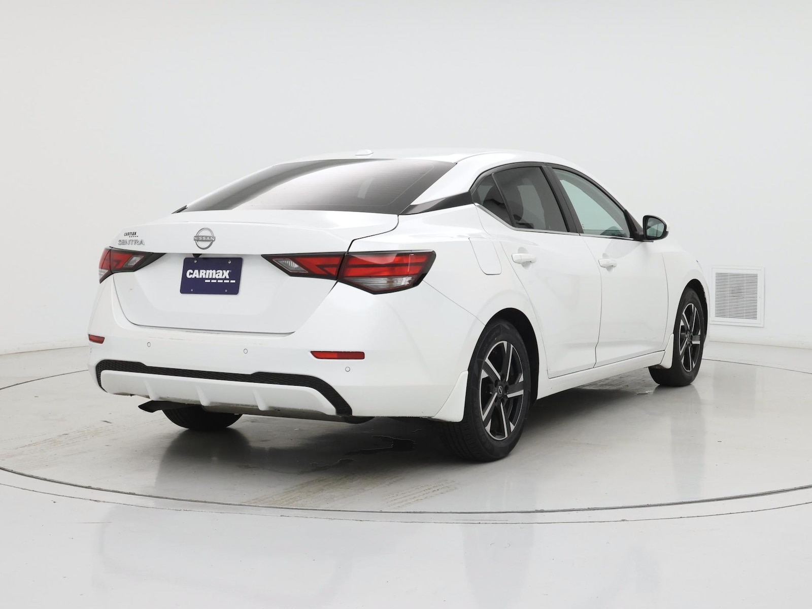 2025 Nissan Sentra SV - Photo 9