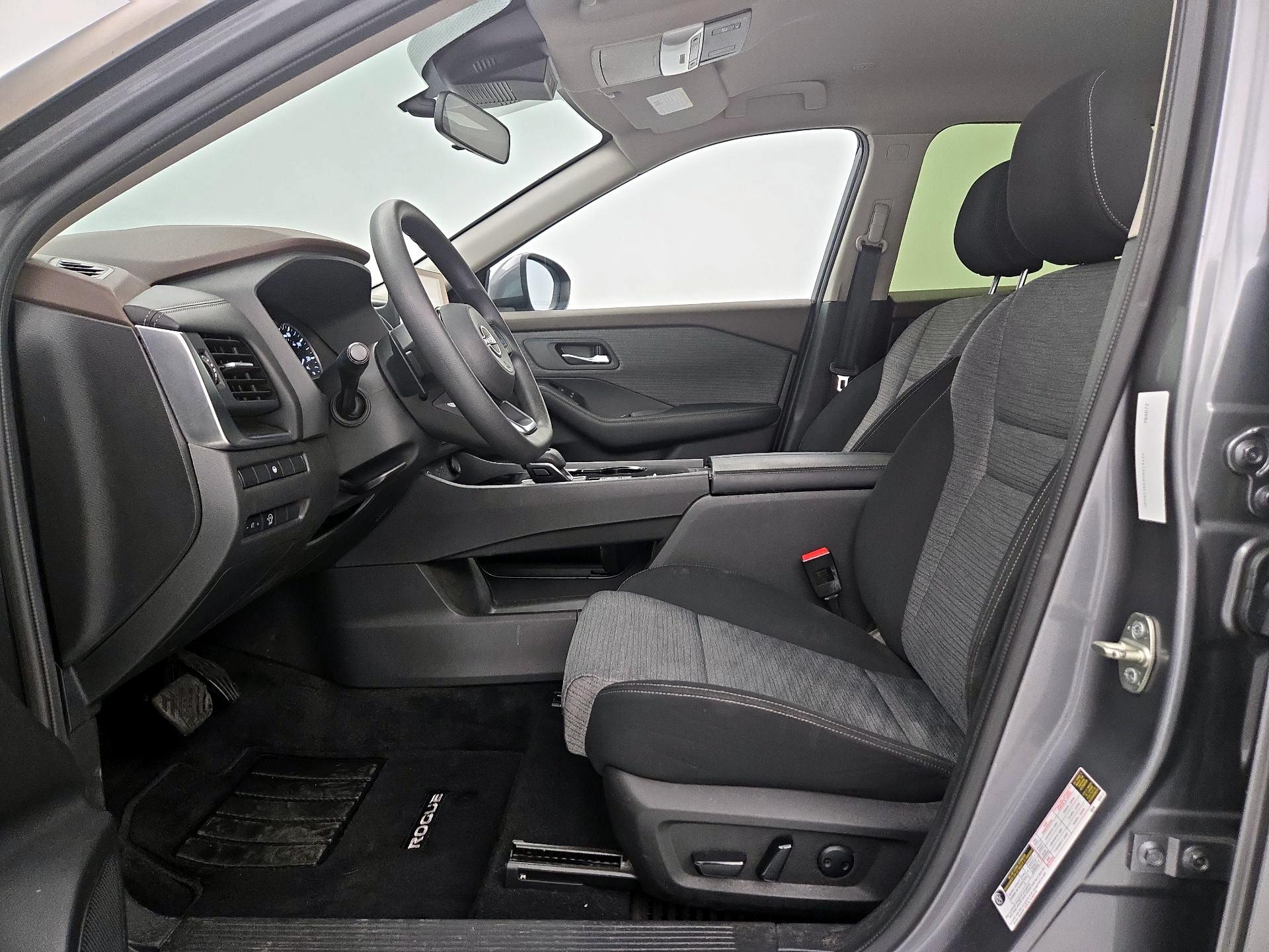 Thumbnail: 2023 Nissan Rogue - 11