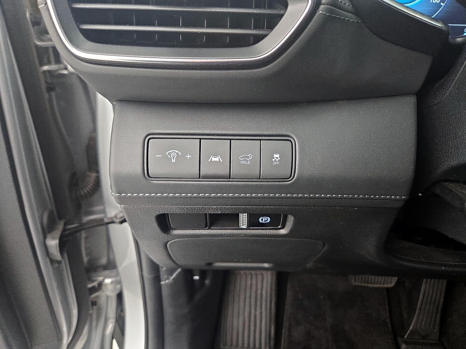 2023 Hyundai Santa Fe Limited HEV - Photo 12