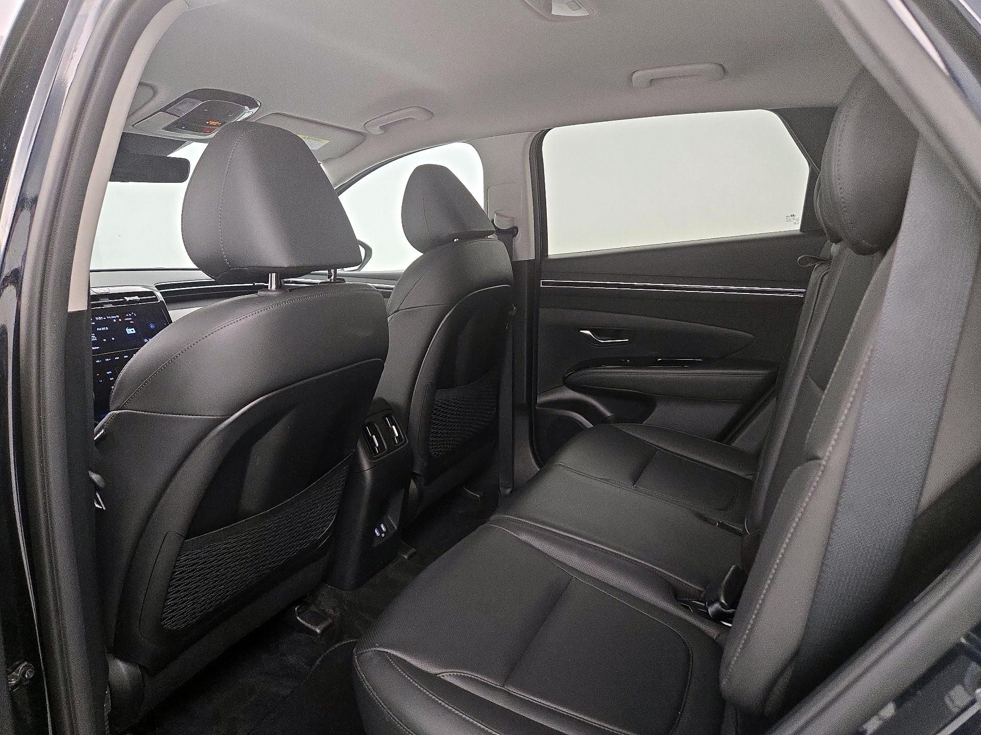 Thumbnail: 2023 Hyundai Tucson - 19