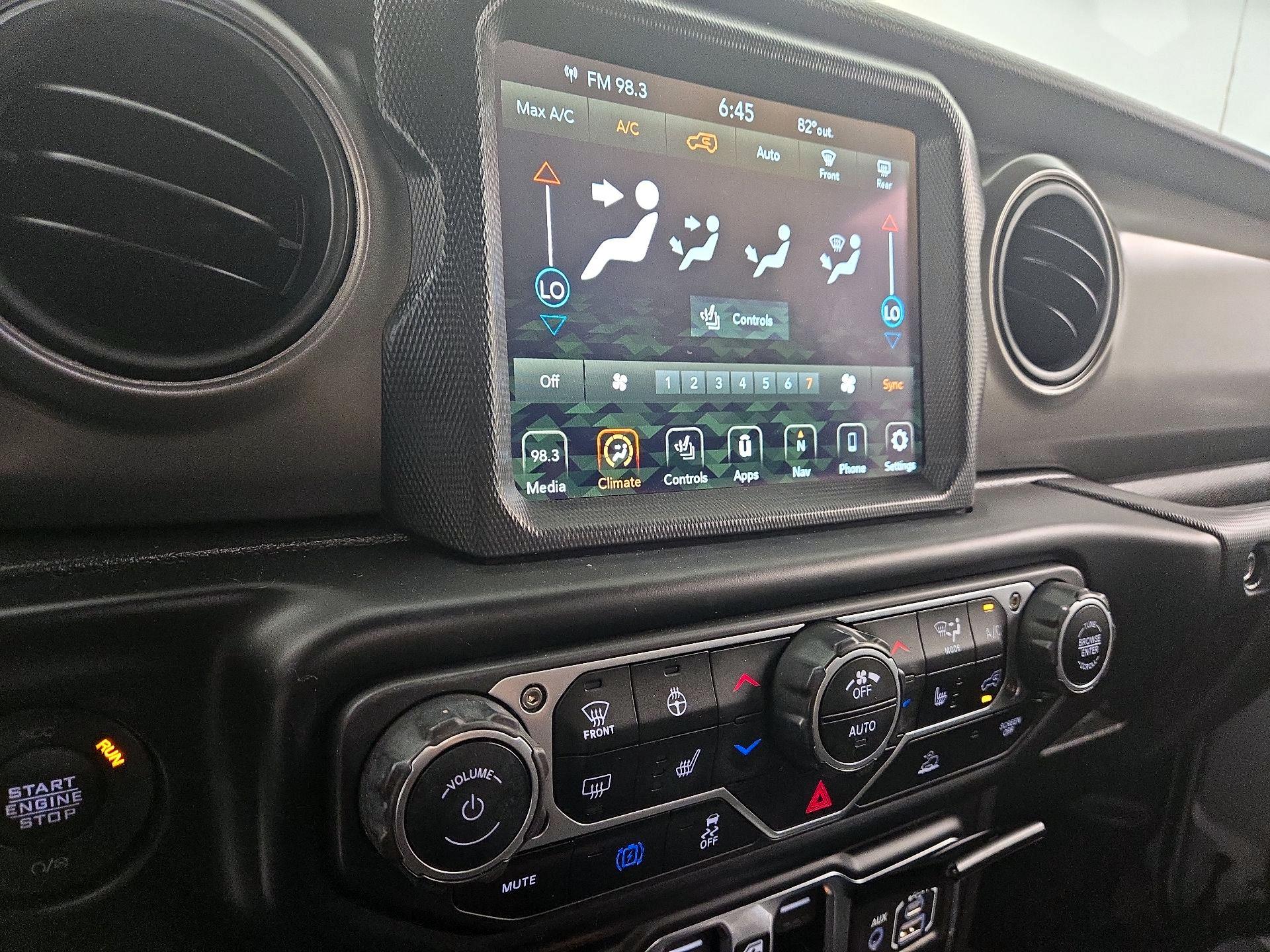 Thumbnail: 2023 Jeep Wrangler - 17