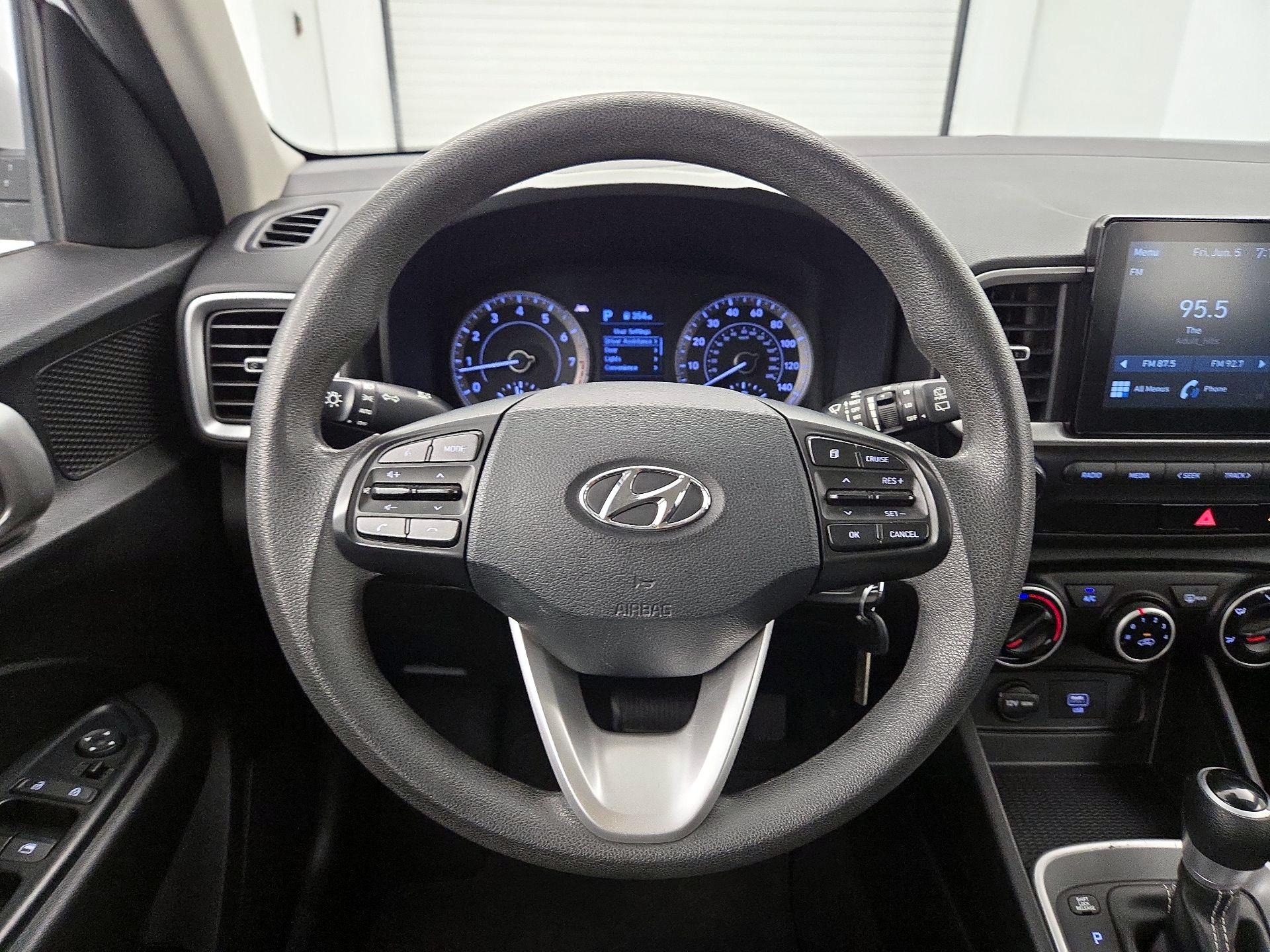 Thumbnail: 2020 Hyundai Venue - 10
