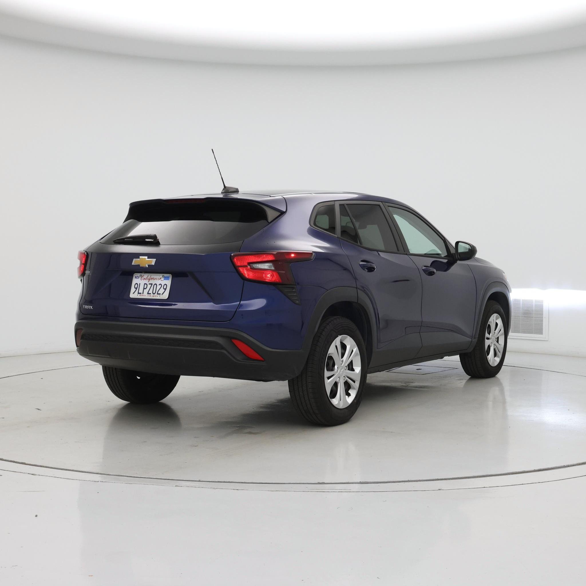 Thumbnail: 2024 Chevrolet Trax - 8