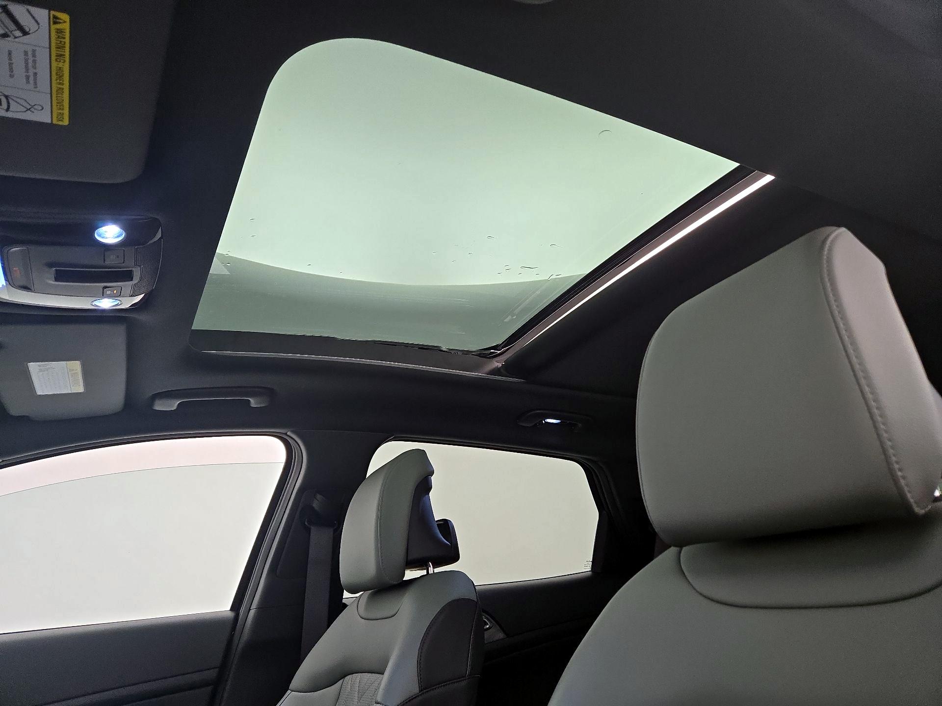 Thumbnail: 2025 Kia Sportage - 18
