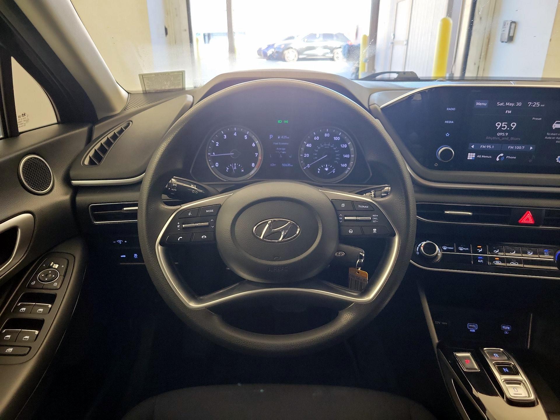 Thumbnail: 2023 Hyundai Sonata - 10