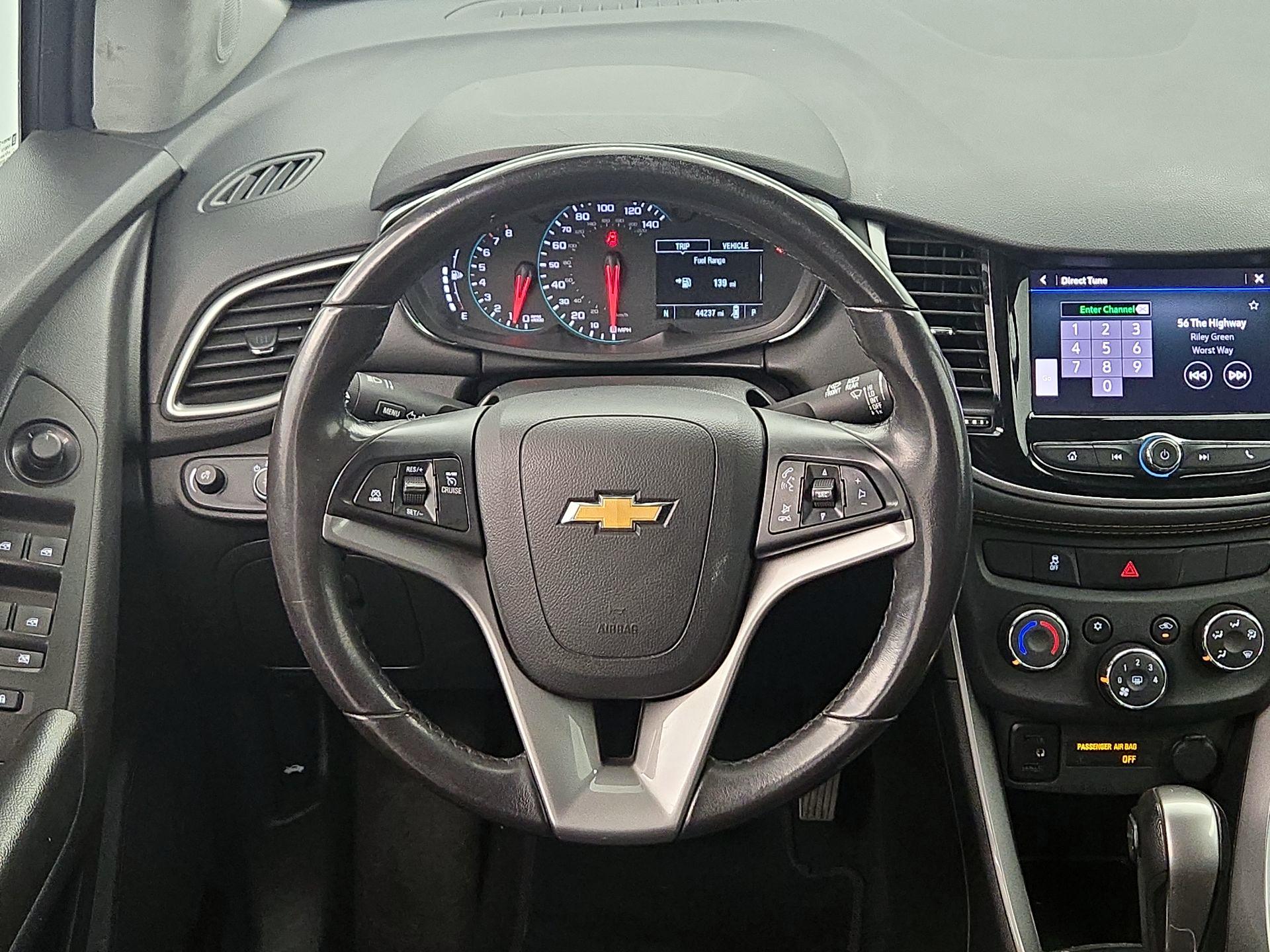 Thumbnail: 2022 Chevrolet Trax - 10
