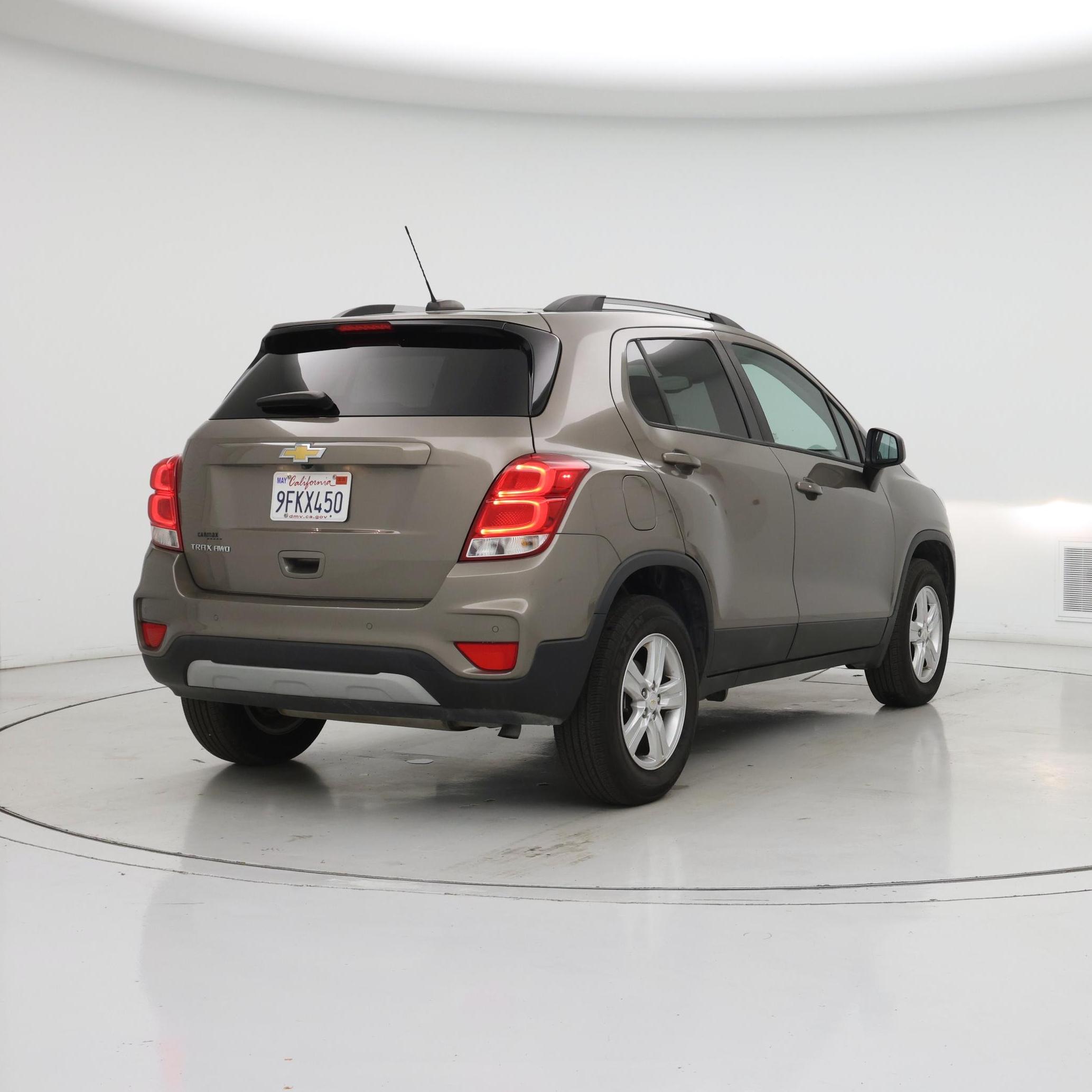Thumbnail: 2022 Chevrolet Trax - 8