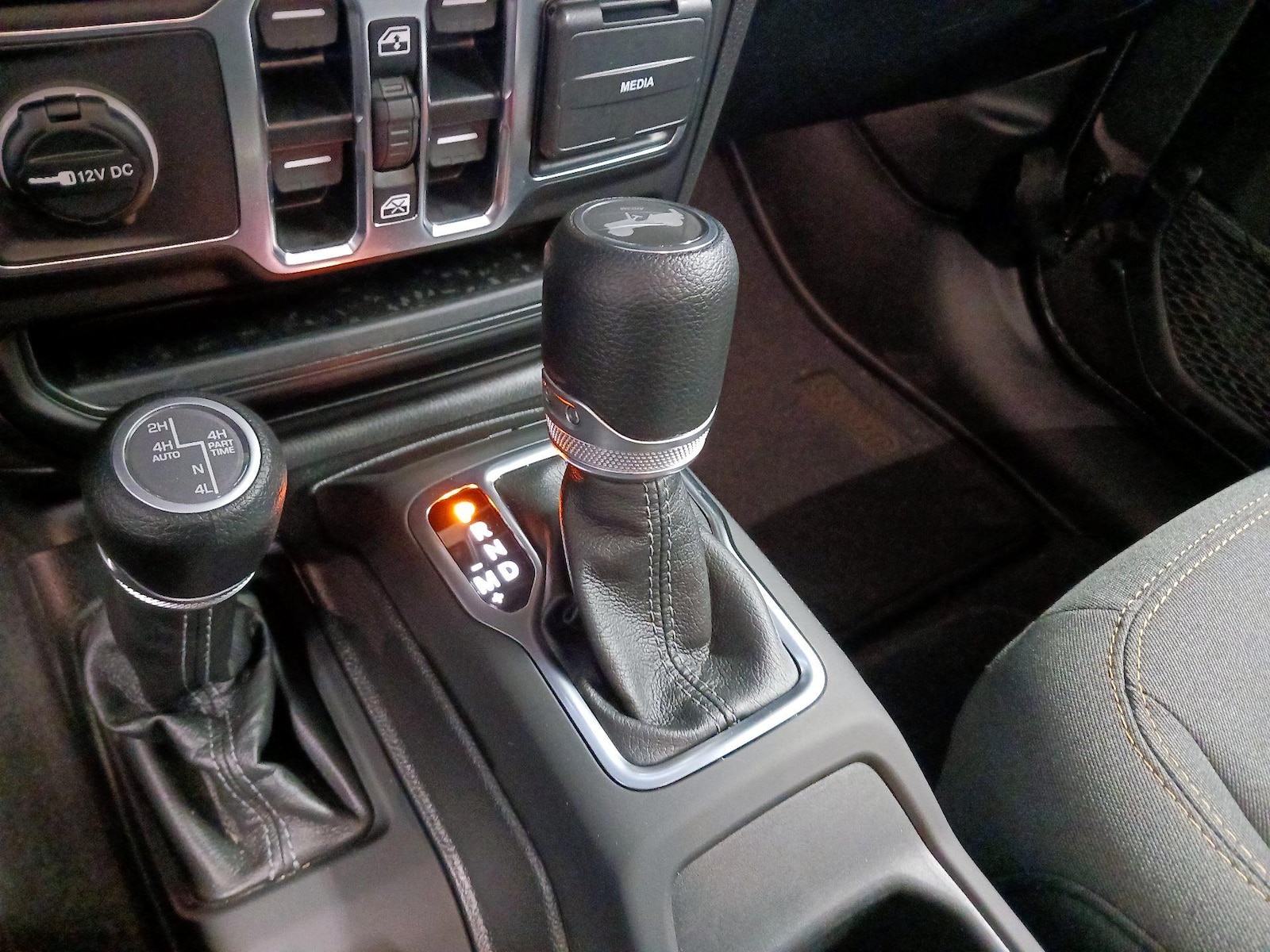 2025 Jeep Wrangler 4xe Sahara 4XE - Photo 16