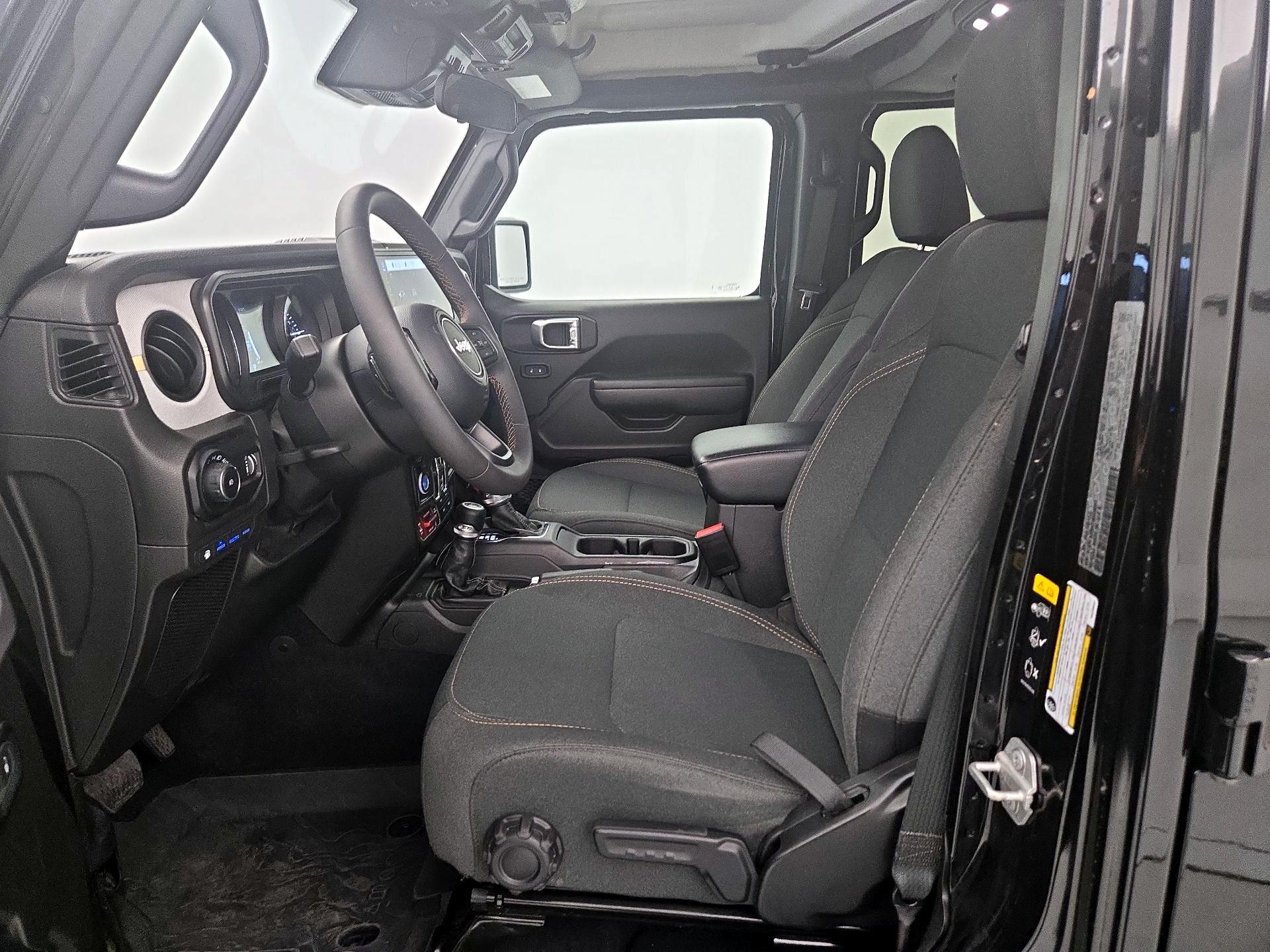 Thumbnail: 2024 Jeep Wrangler - 11