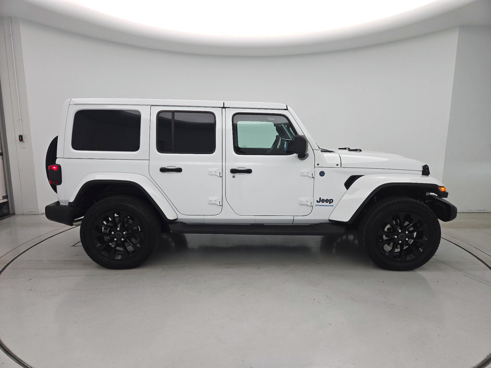 Thumbnail: 2025 Jeep Wrangler - 4