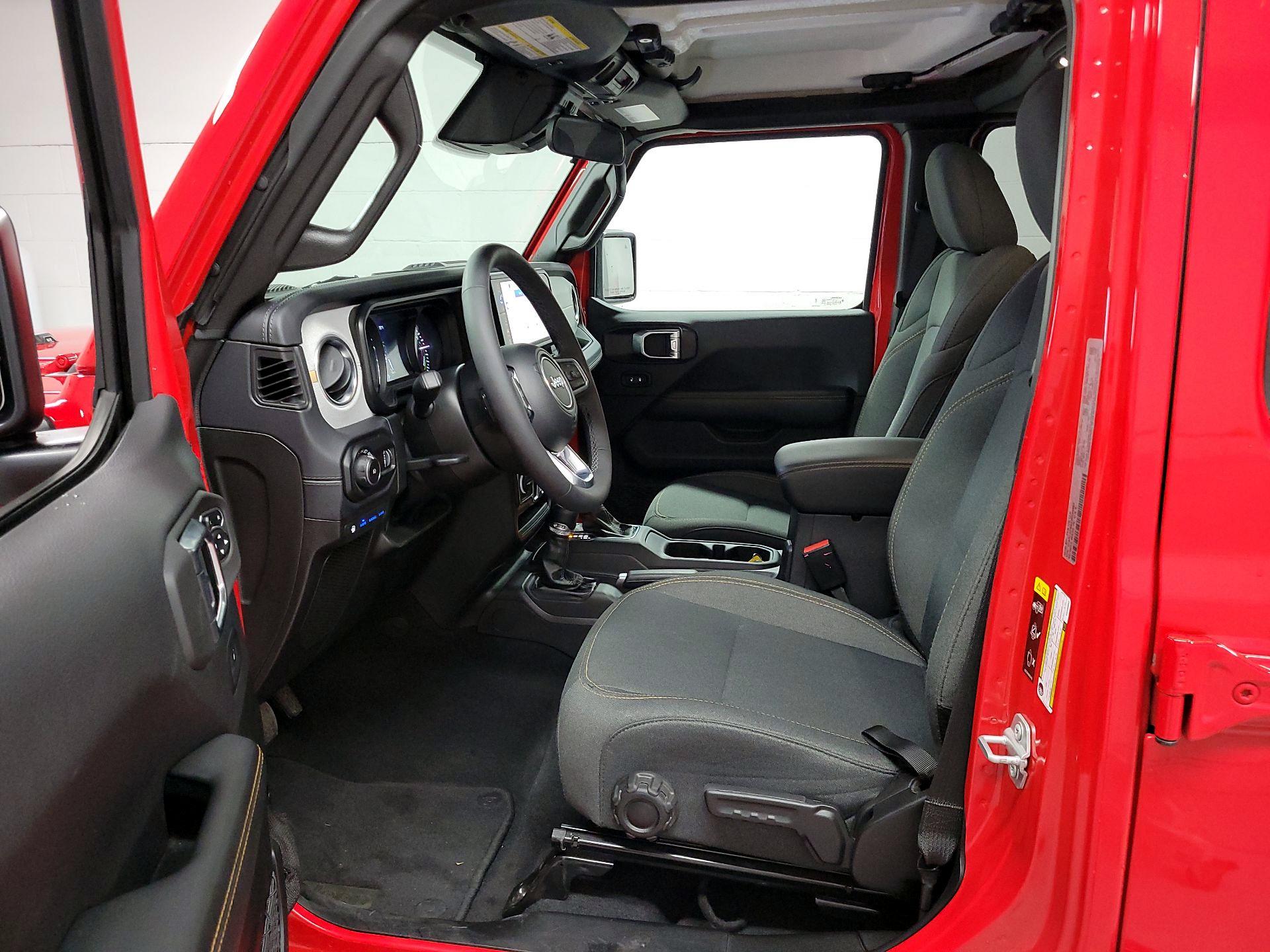 Thumbnail: 2025 Jeep Wrangler - 11