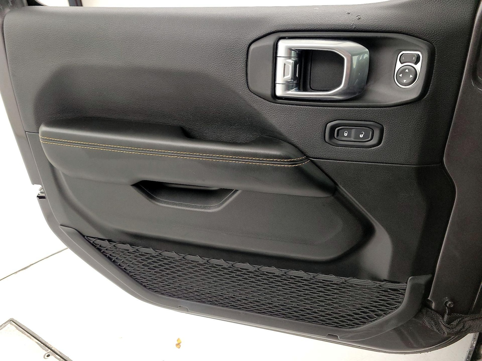 2025 Jeep Wrangler 4xe Sahara 4XE - Photo 13