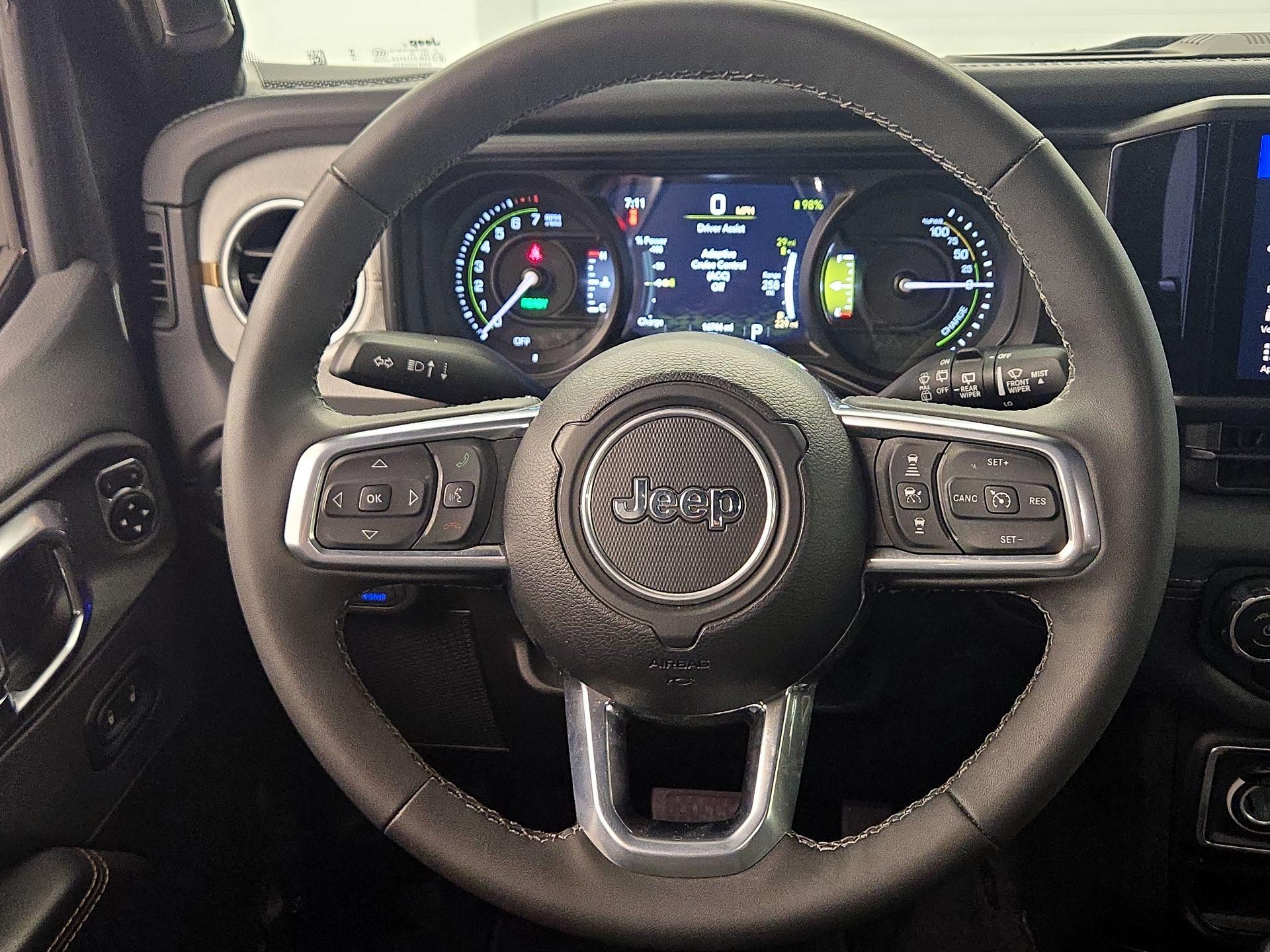 Thumbnail: 2025 Jeep Wrangler - 10