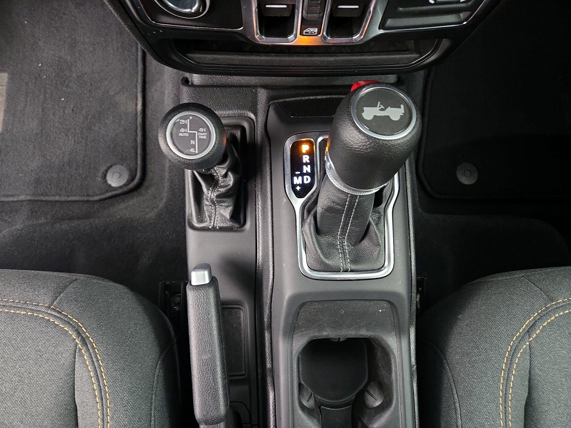 Thumbnail: 2025 Jeep Wrangler - 17