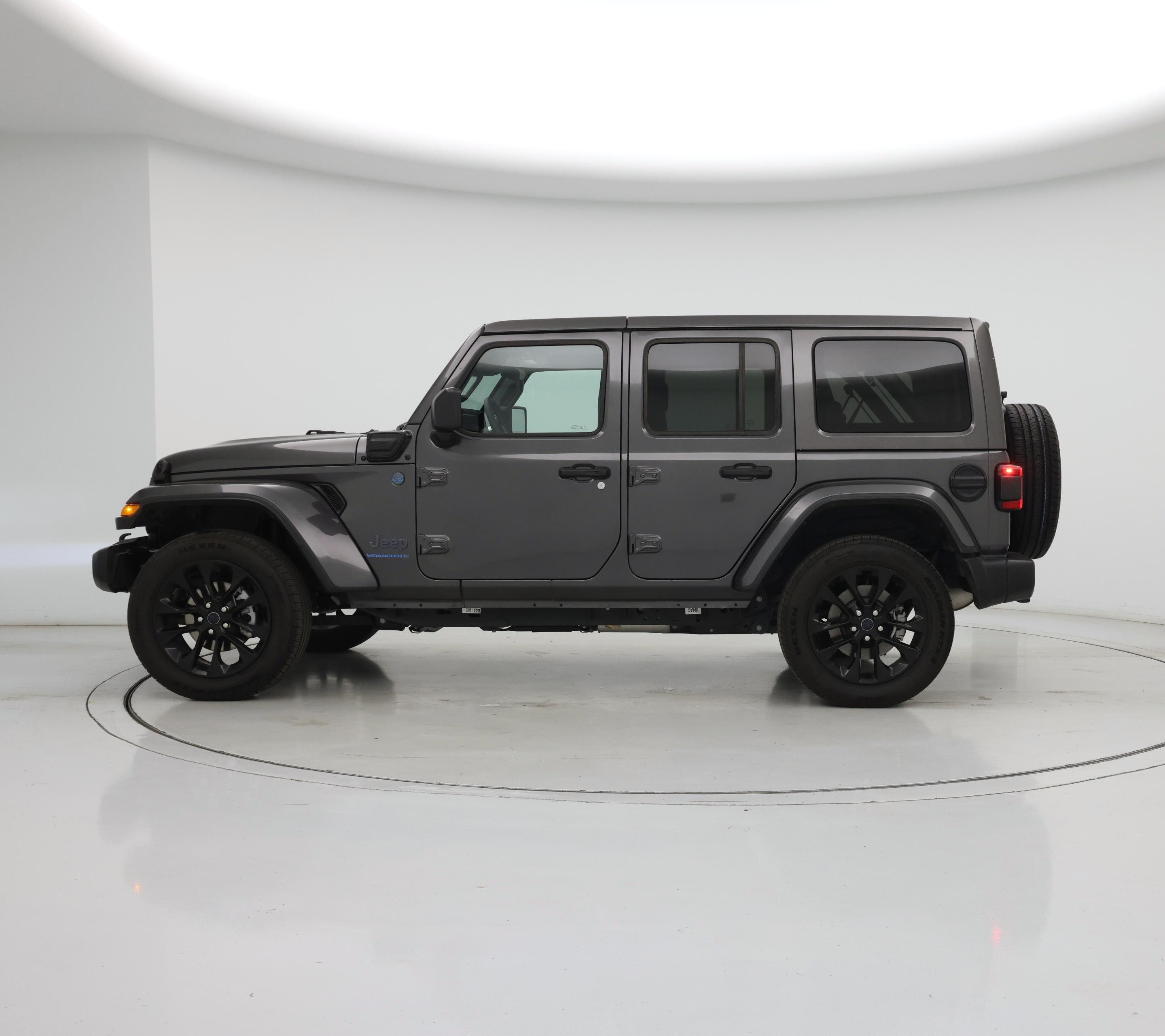 Thumbnail: 2025 Jeep Wrangler - 3