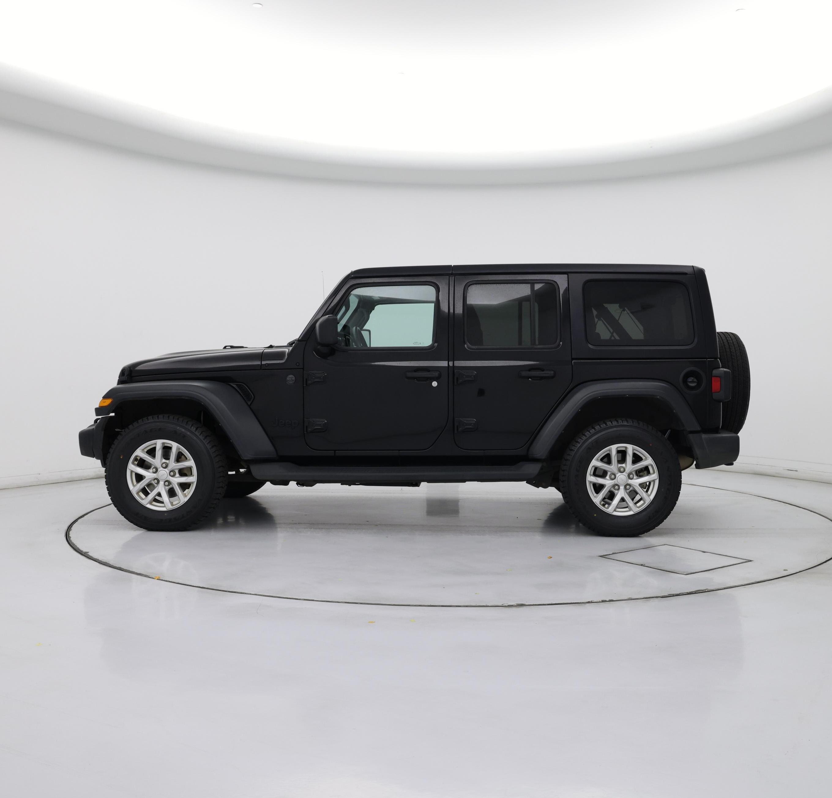 Thumbnail: 2023 Jeep Wrangler - 3