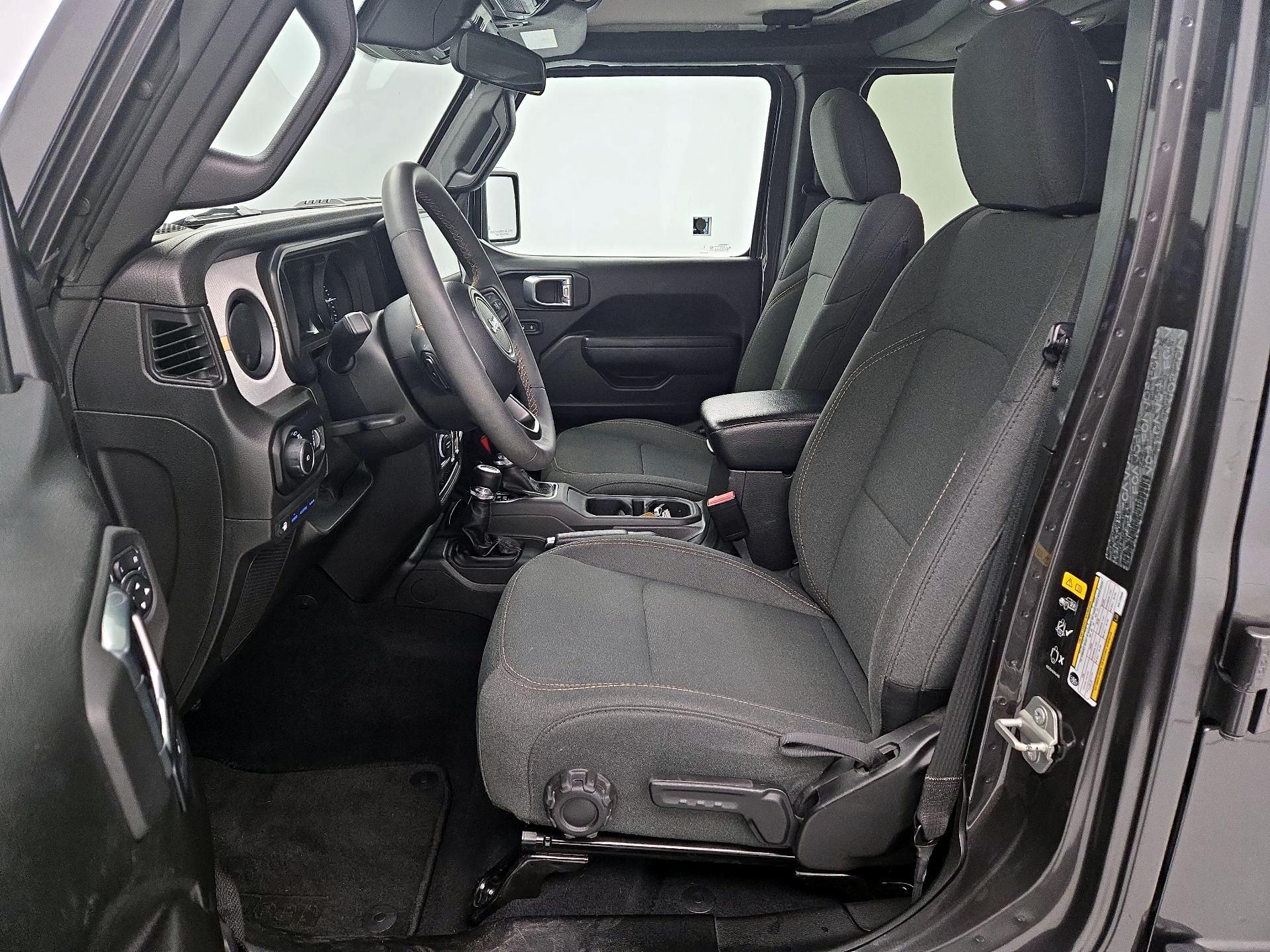 Thumbnail: 2024 Jeep Wrangler - 9