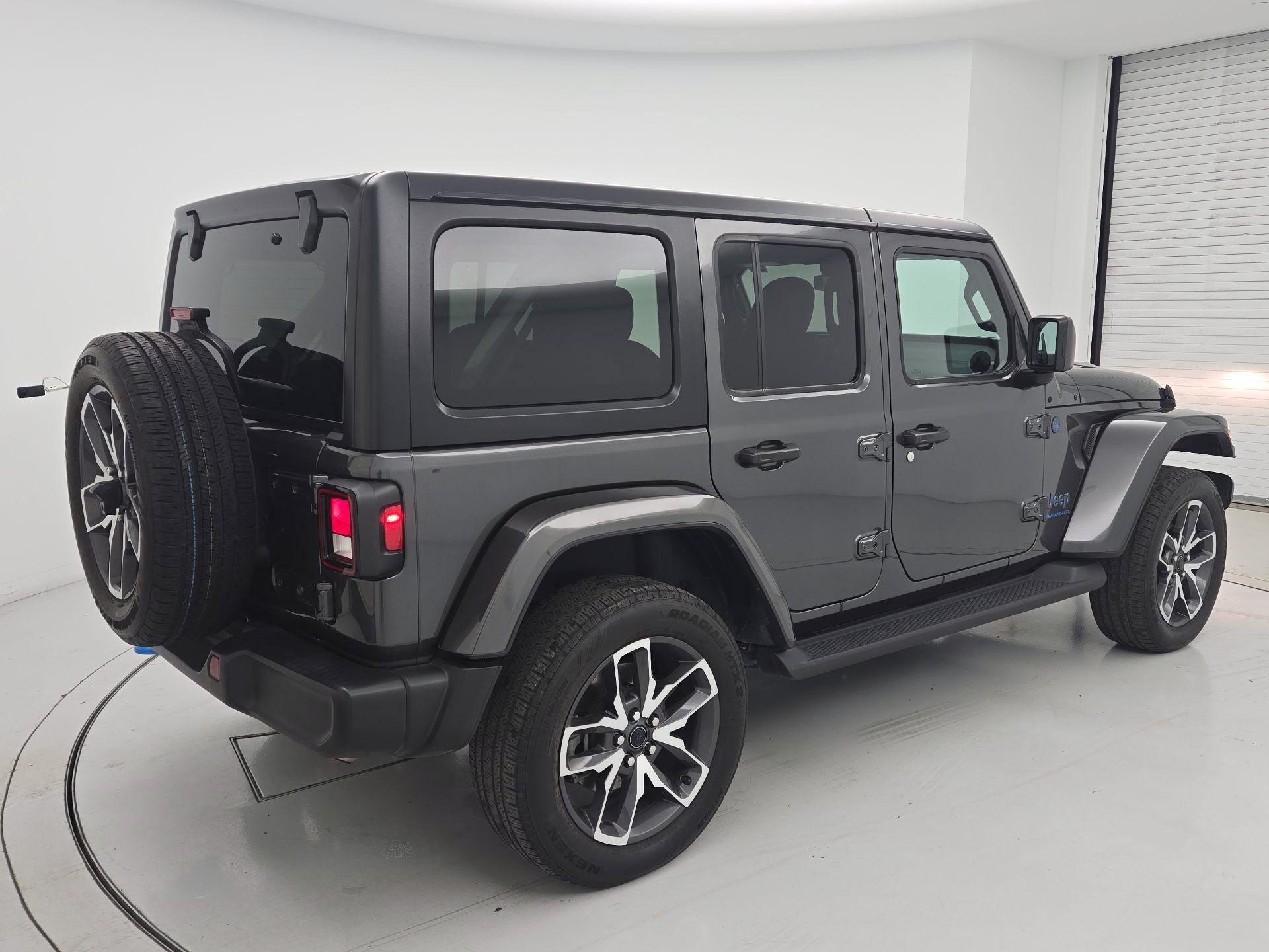 Thumbnail: 2024 Jeep Wrangler - 5