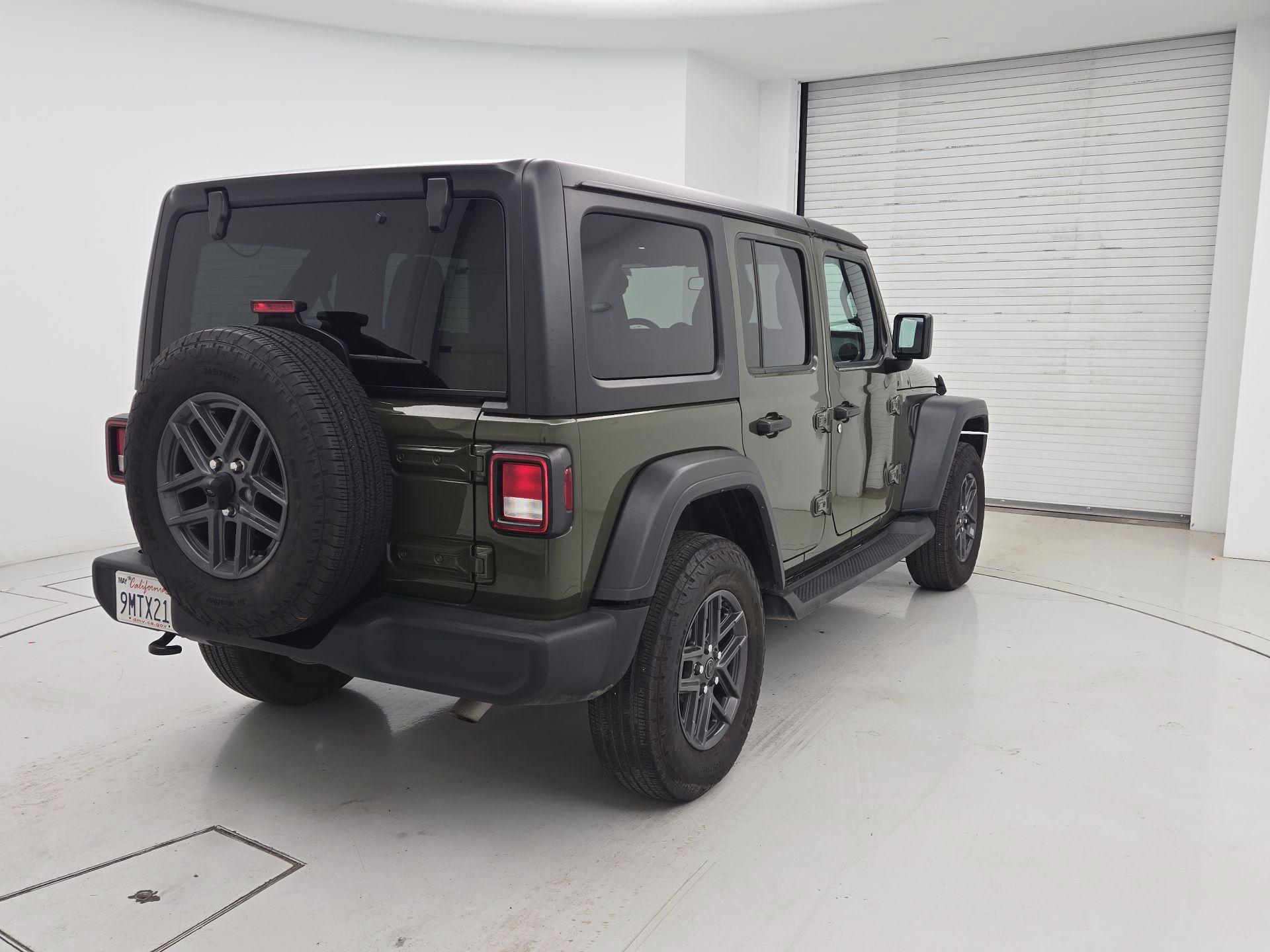 Thumbnail: 2024 Jeep Wrangler - 5