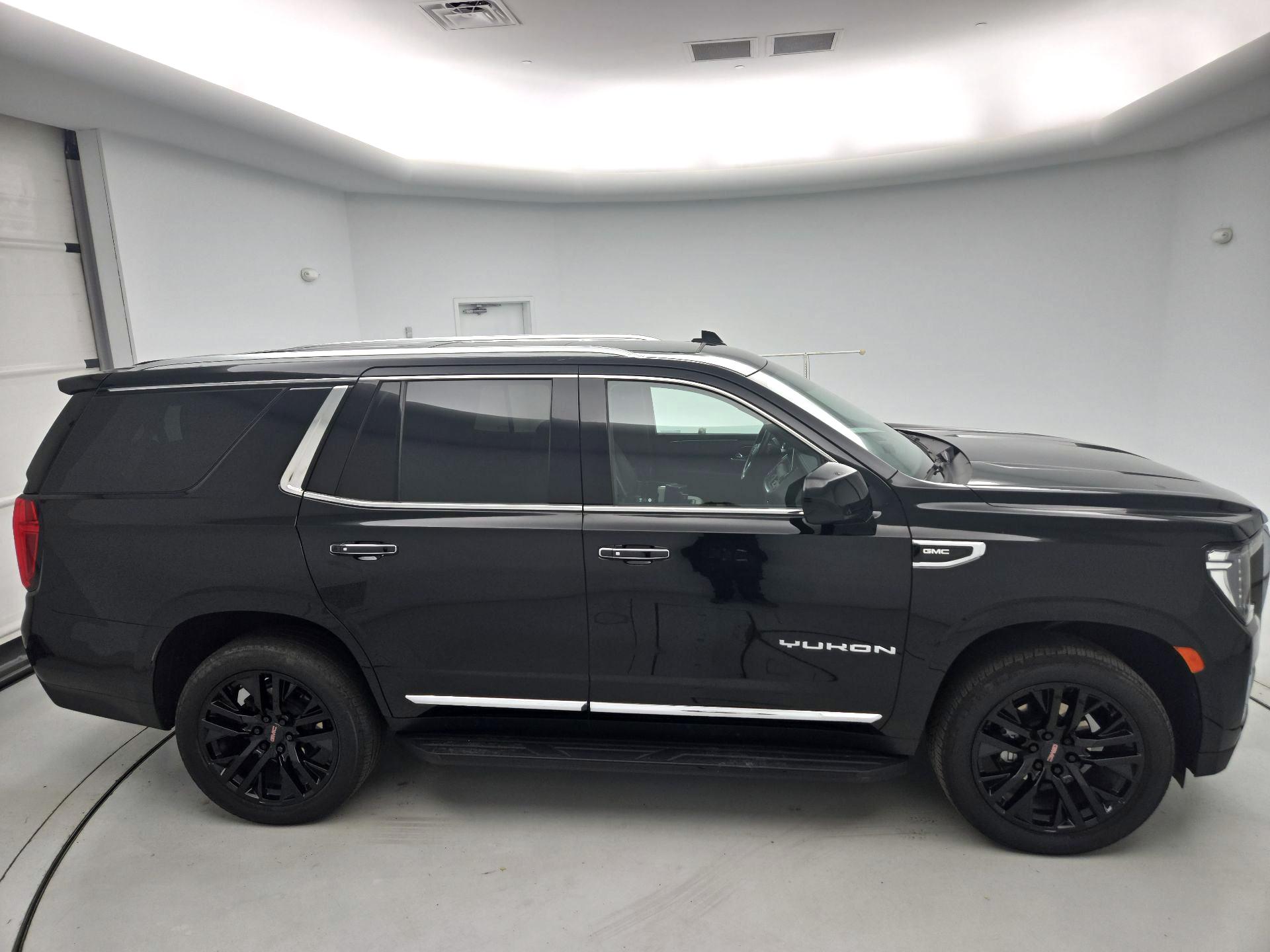 Thumbnail: 2021 GMC Yukon - 4
