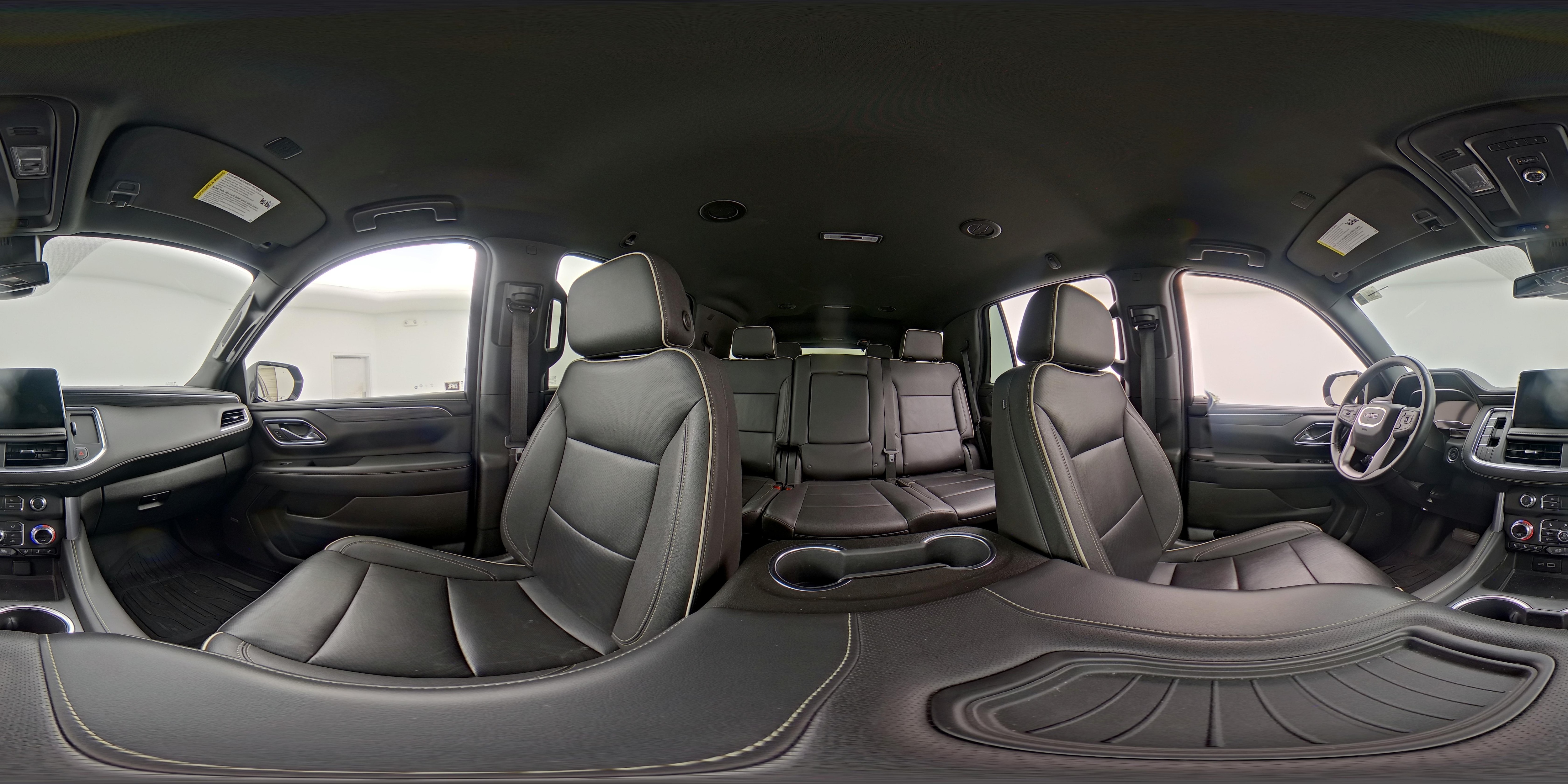2024 GMC Yukon SLT - Photo 25