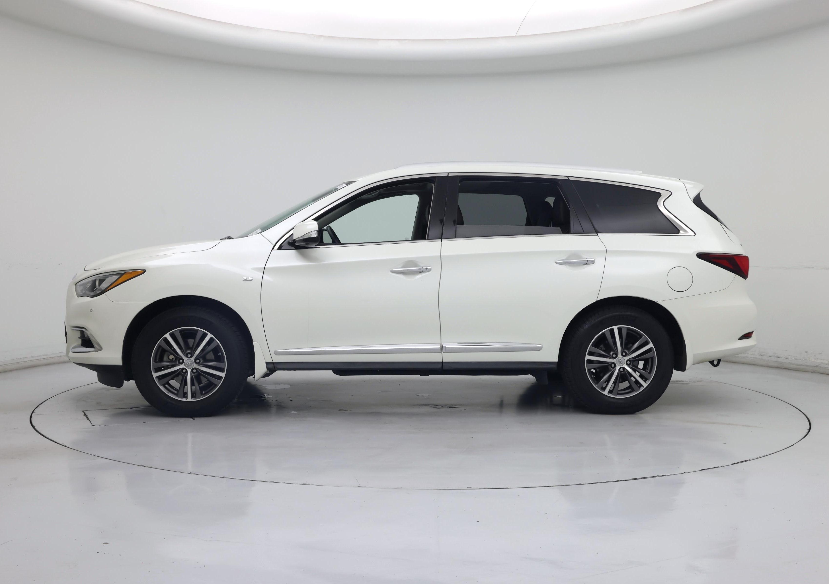 Thumbnail: 2018 INFINITI QX60 - 3