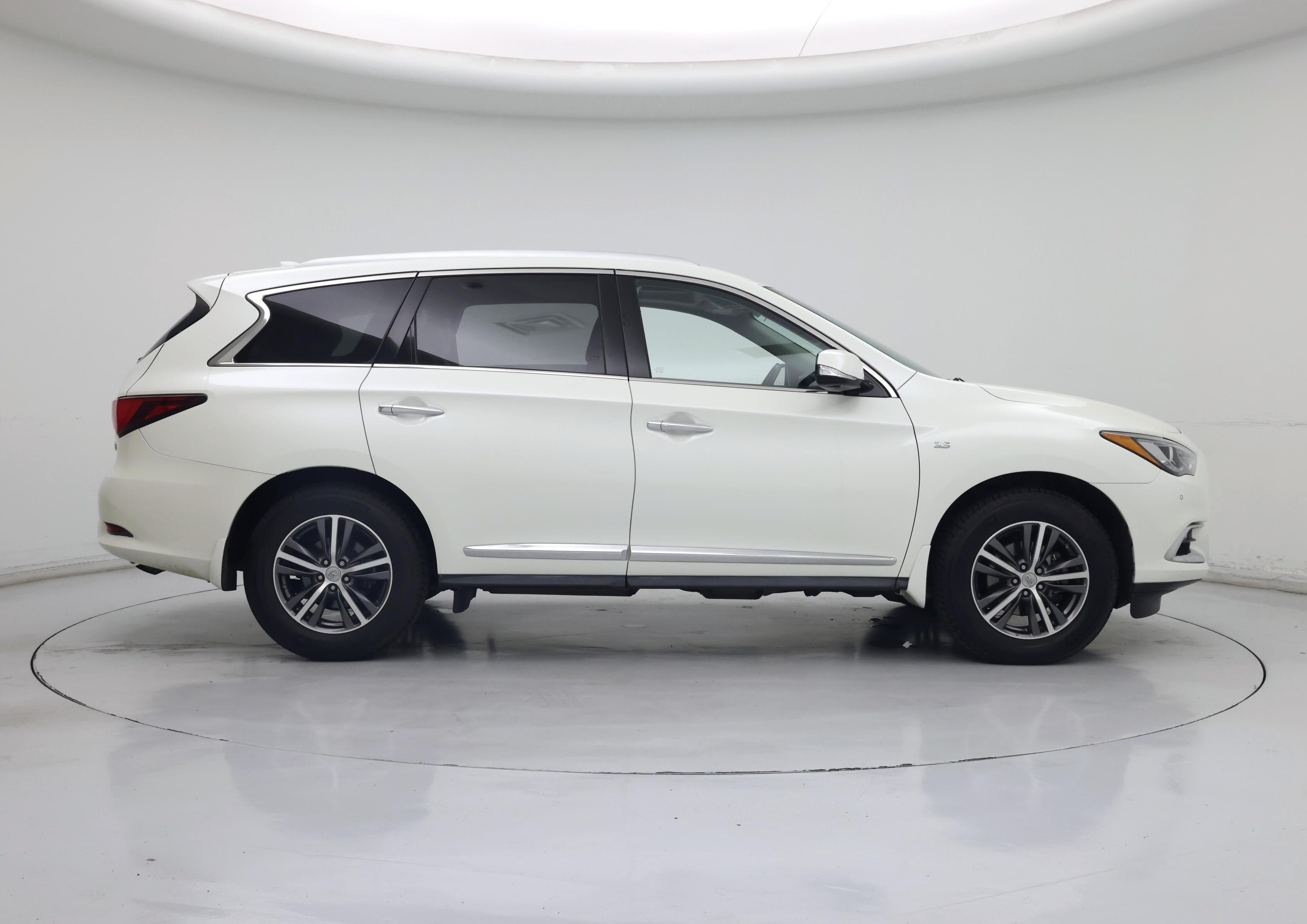 Thumbnail: 2018 INFINITI QX60 - 7