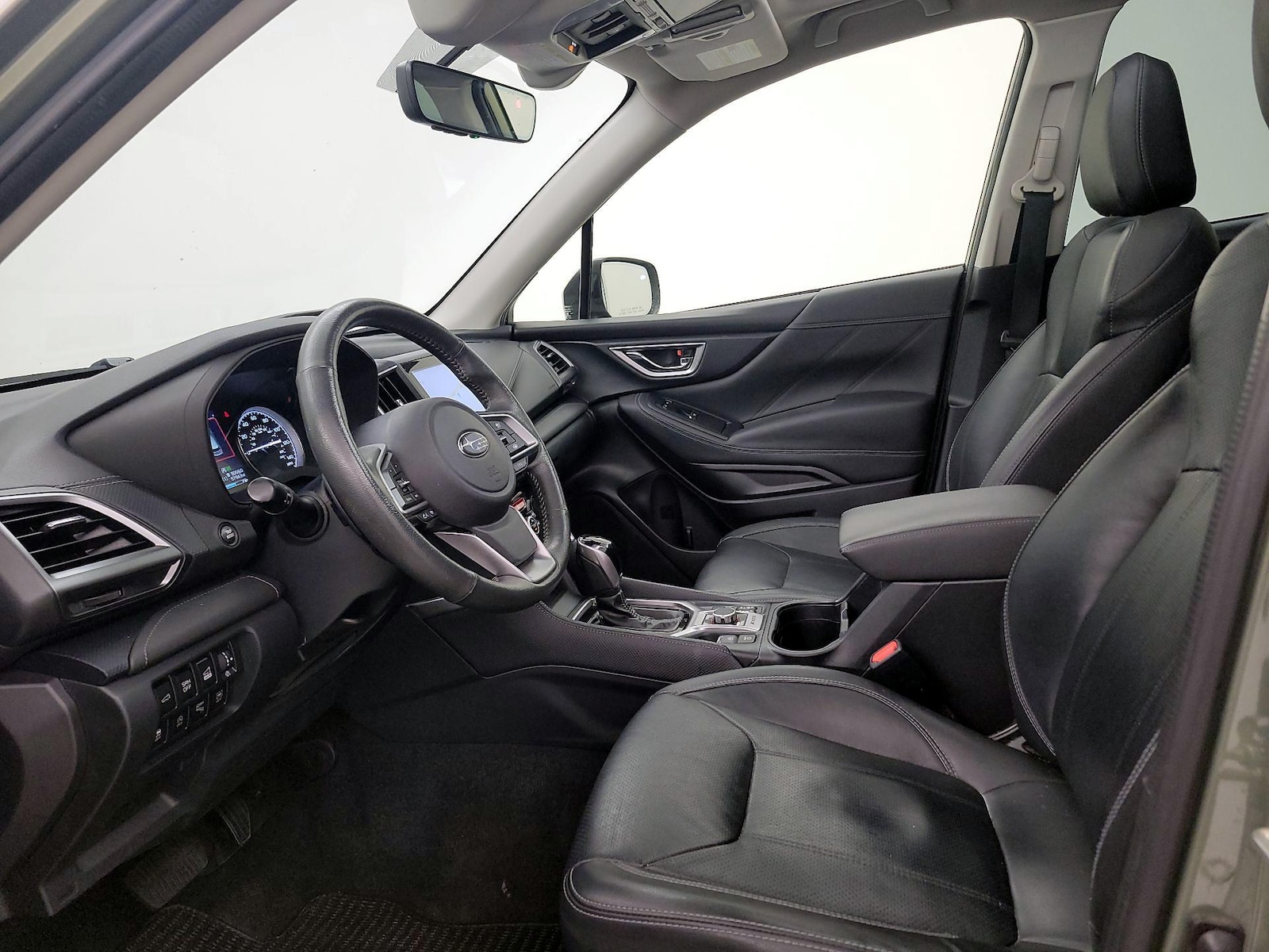 2021 Subaru Forester Touring - Photo 12