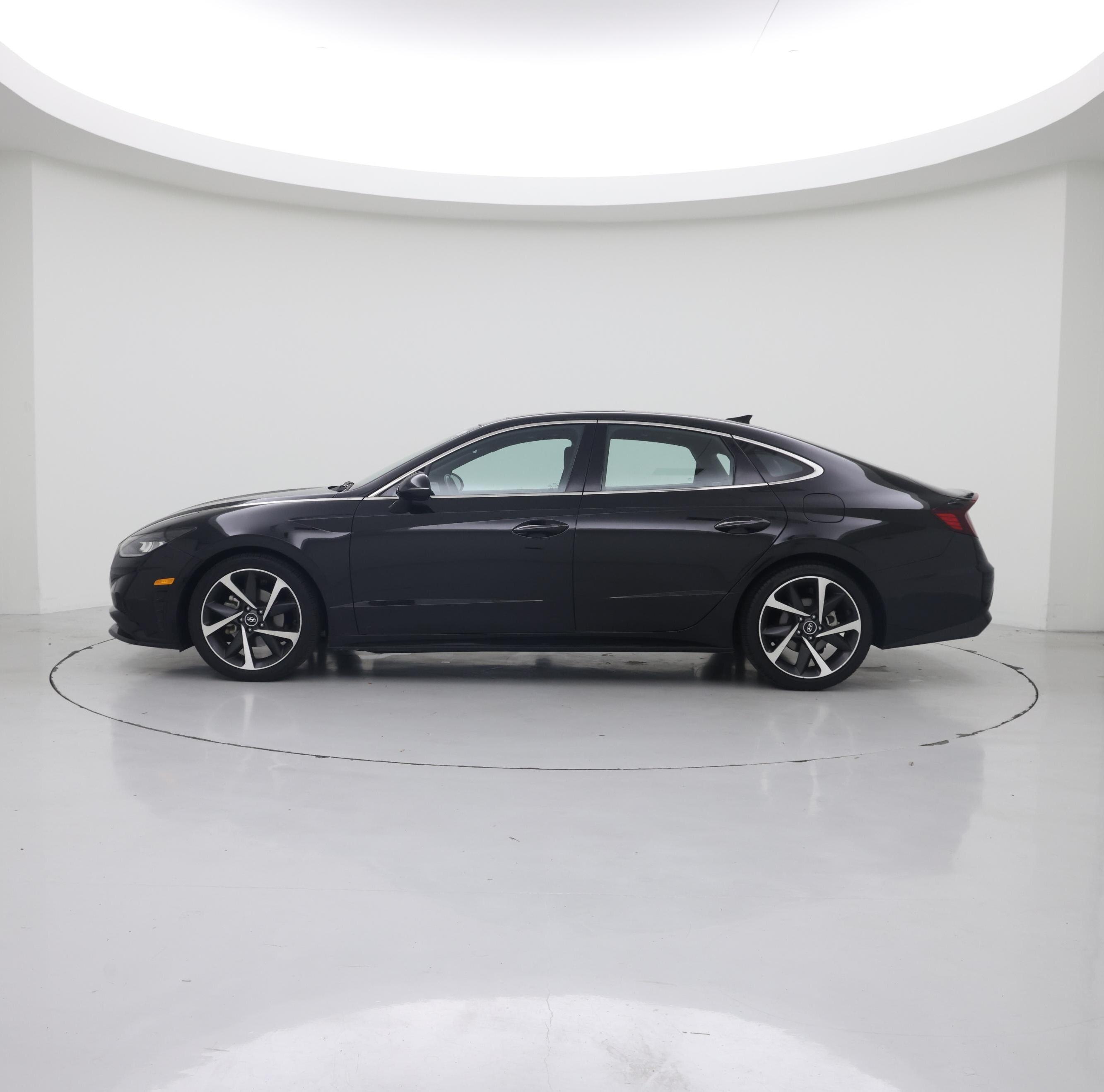 Thumbnail: 2023 Hyundai Sonata - 3