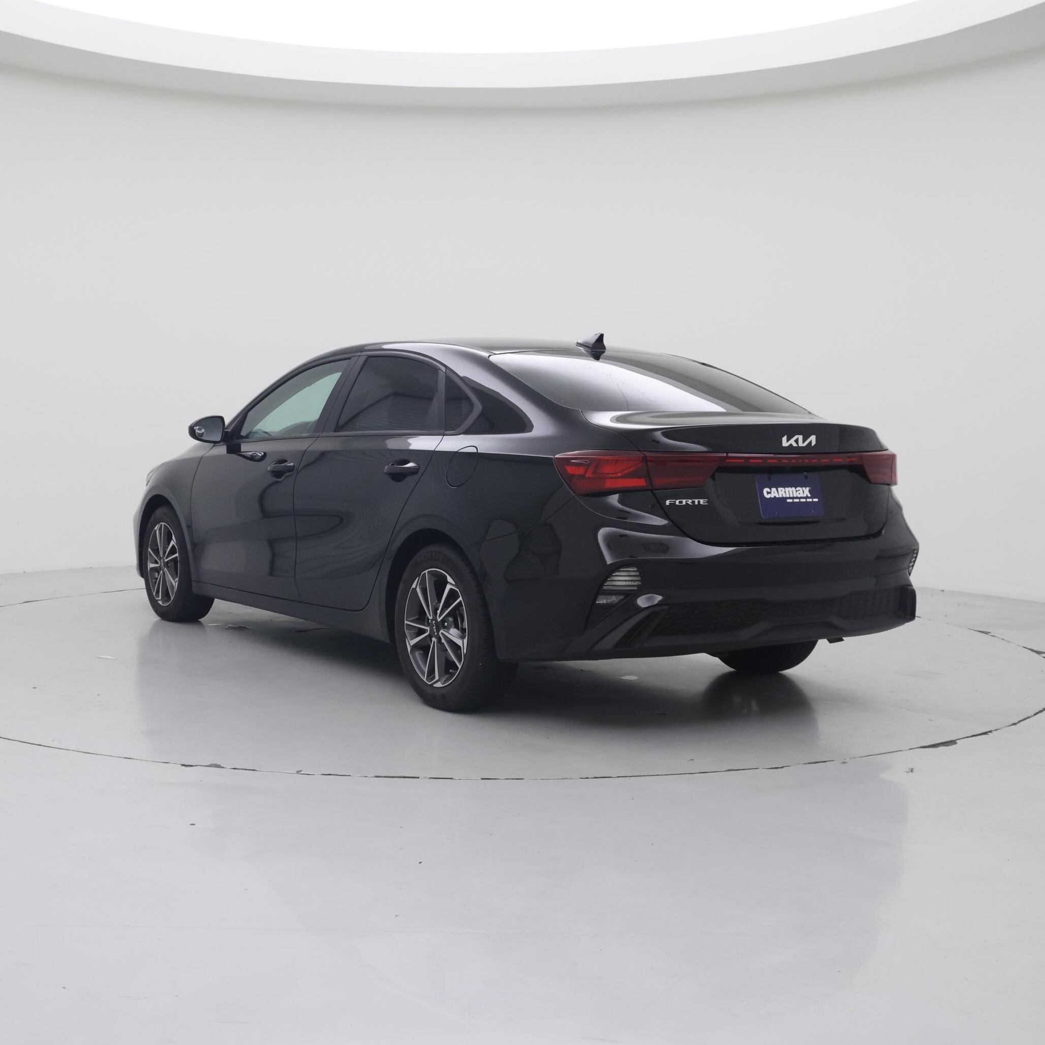 Thumbnail: 2023 Kia Forte - 2