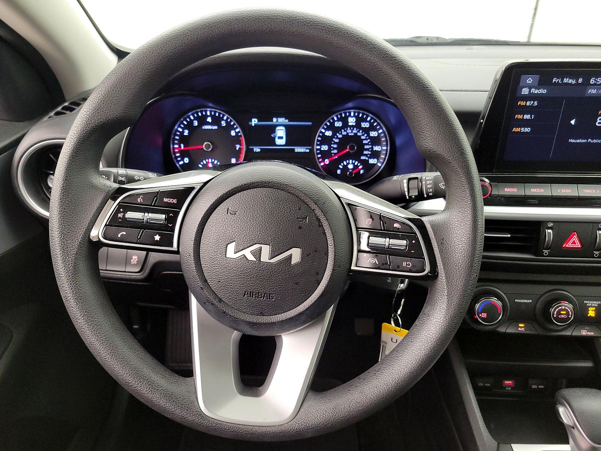 Thumbnail: 2023 Kia Forte - 10