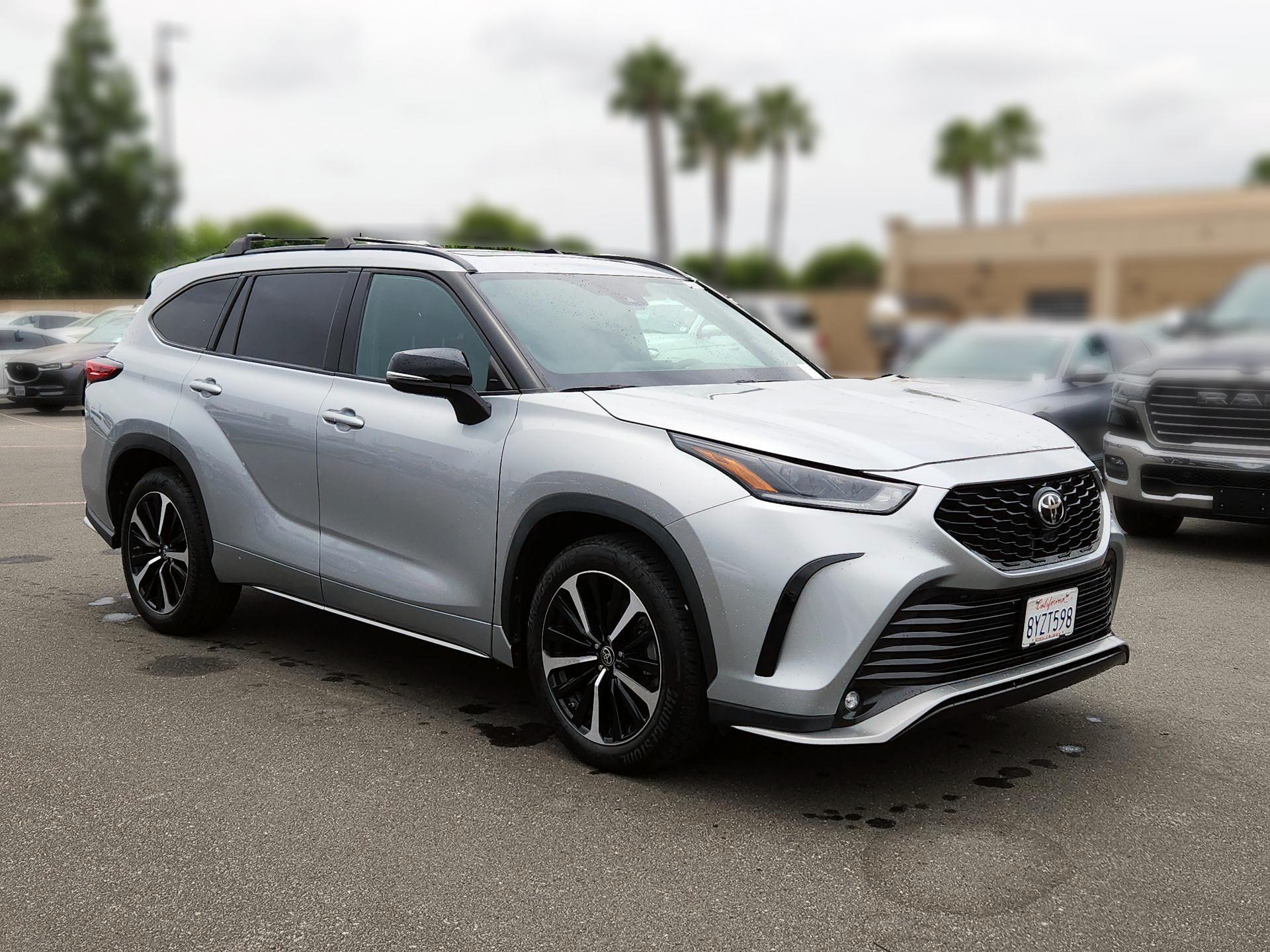 Thumbnail: 2021 Toyota Highlander - 1