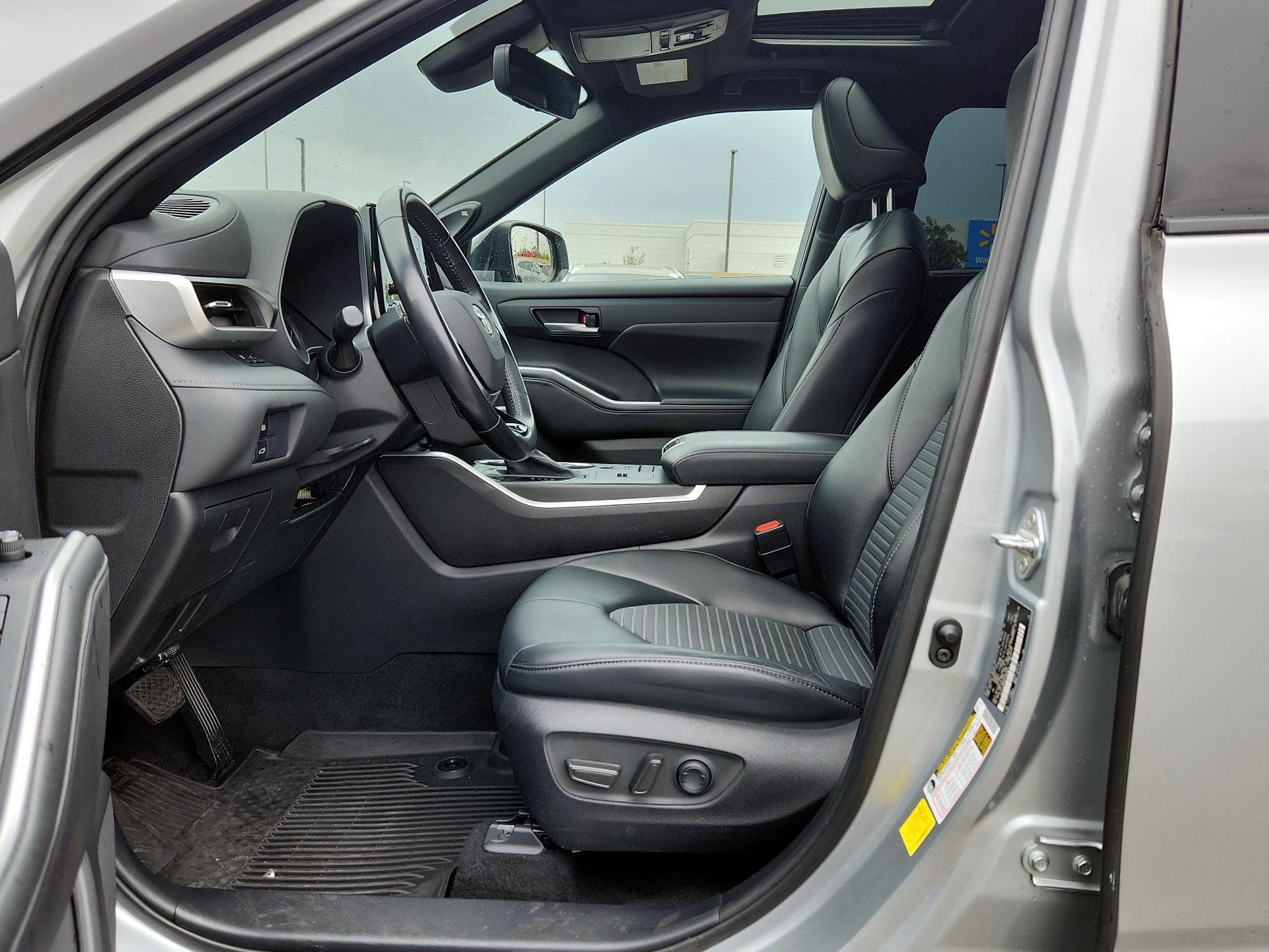 Thumbnail: 2021 Toyota Highlander - 9