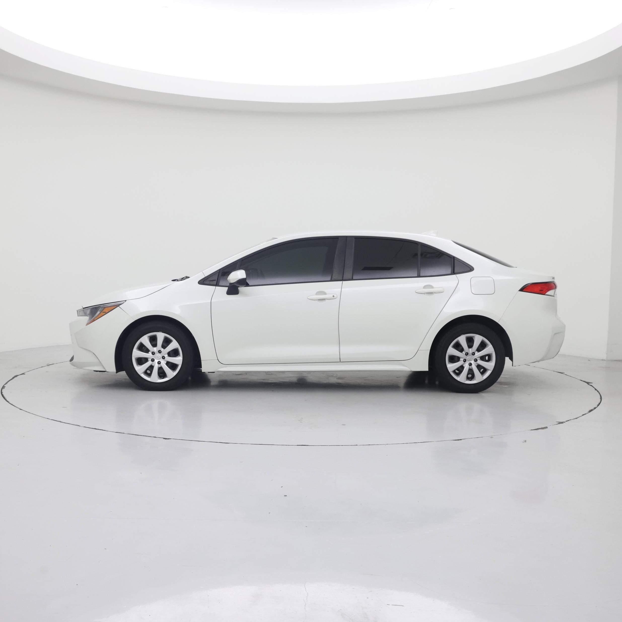Thumbnail: 2021 Toyota Corolla - 3