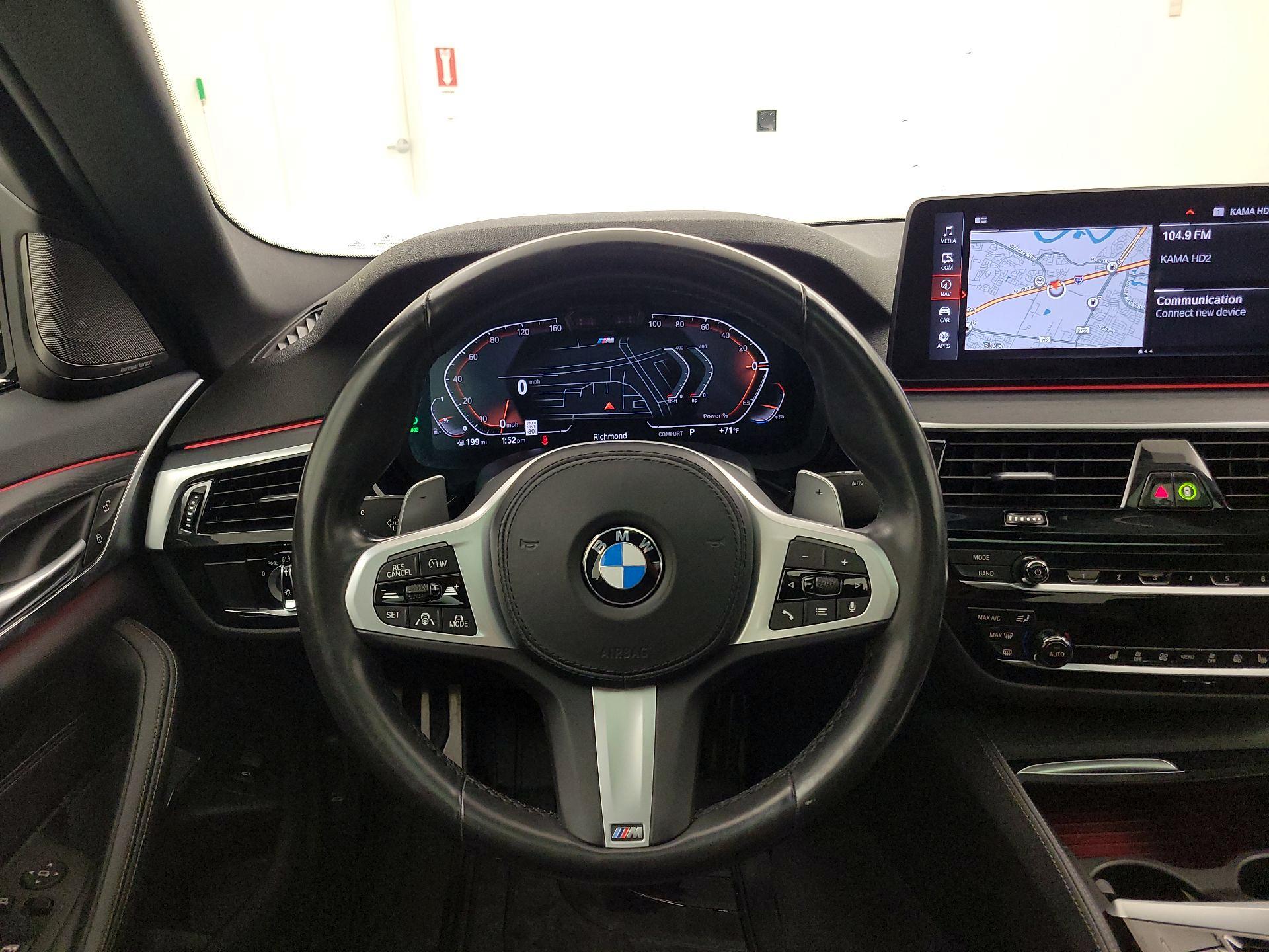 Thumbnail: 2022 BMW 5 Series - 10