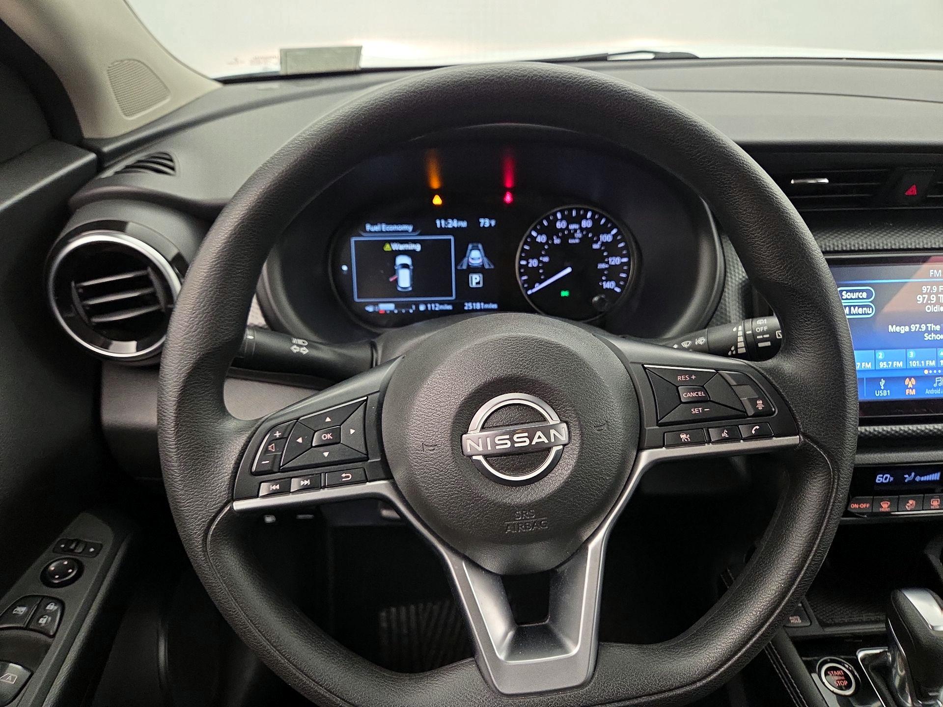 Thumbnail: 2022 Nissan Kicks - 10
