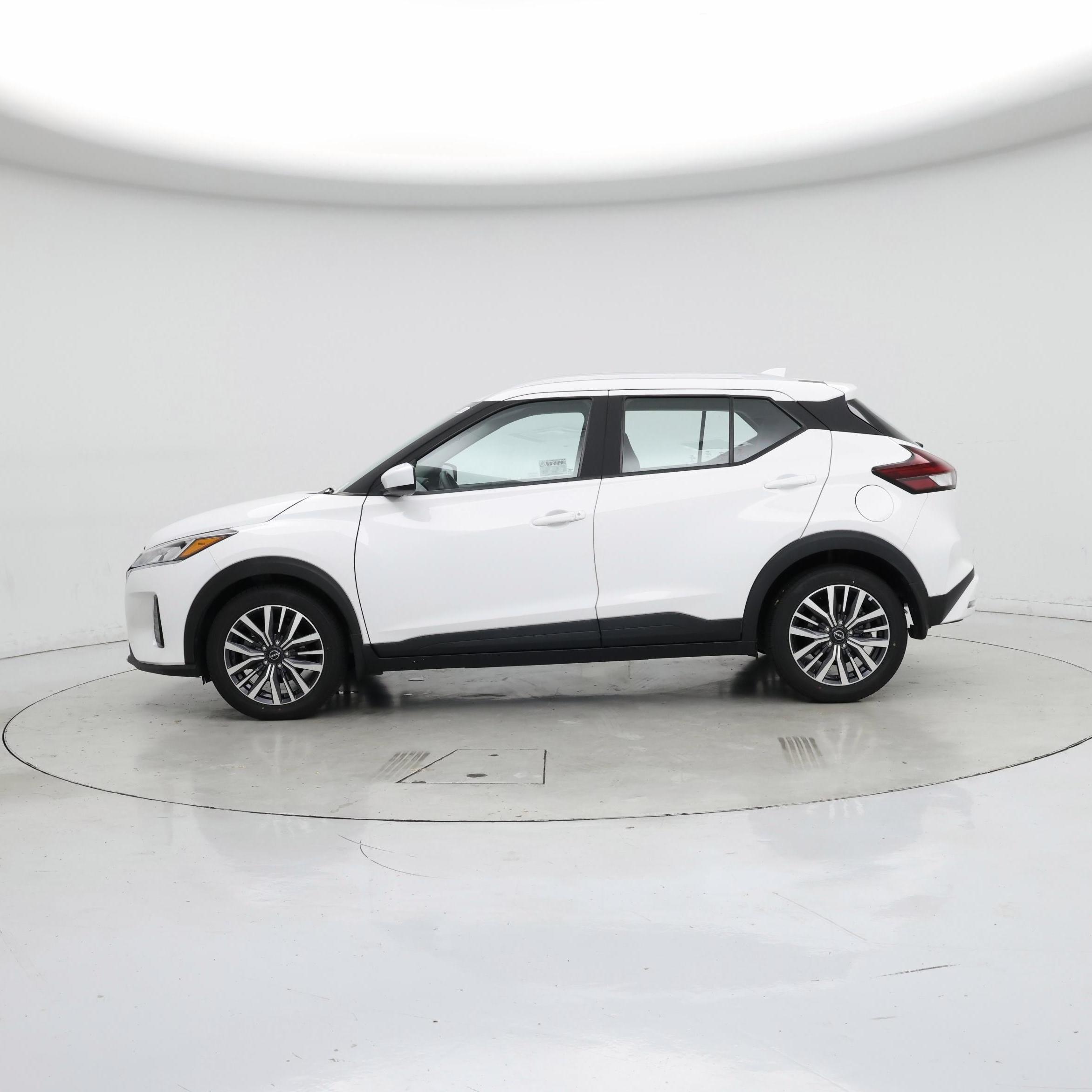 Thumbnail: 2022 Nissan Kicks - 3