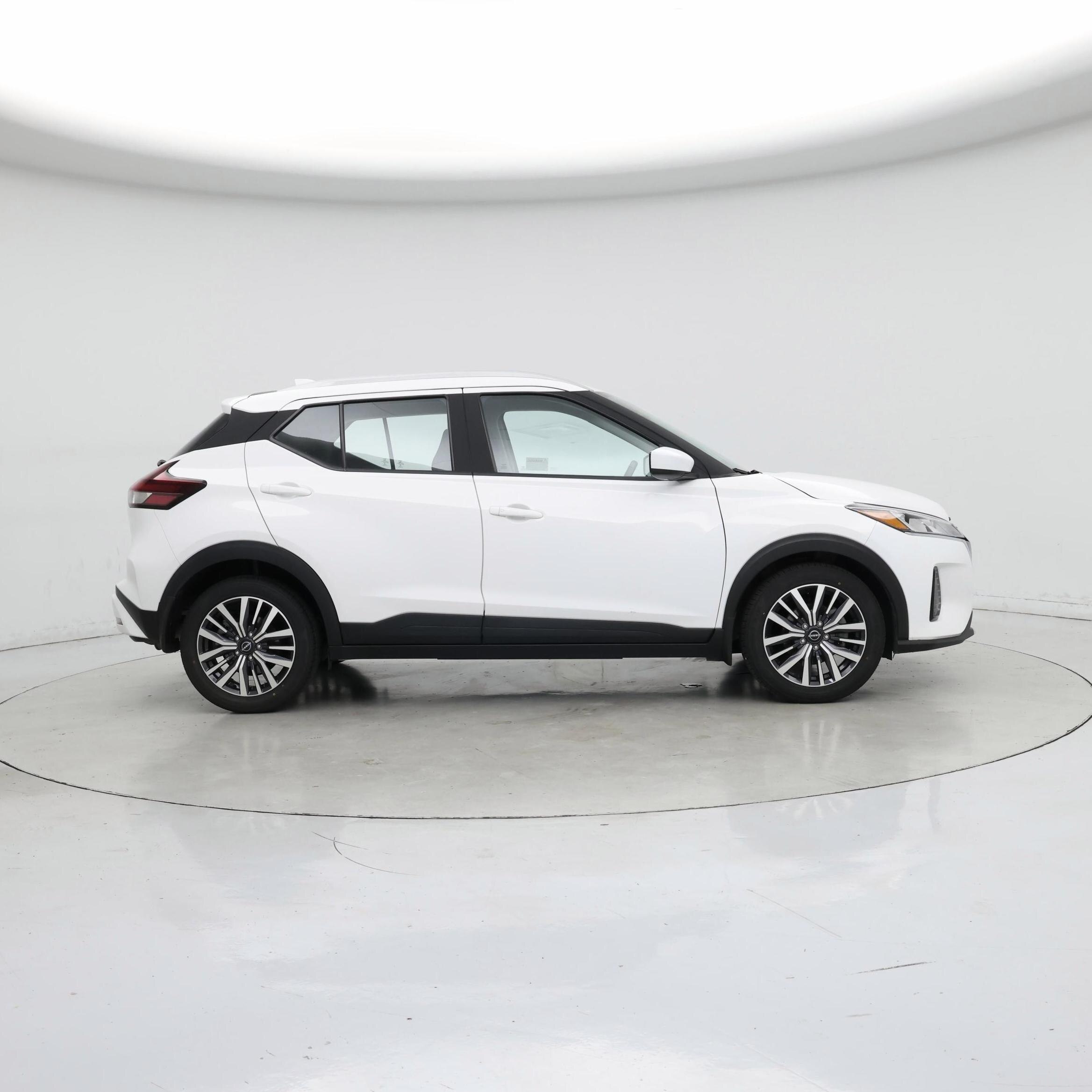 Thumbnail: 2022 Nissan Kicks - 7