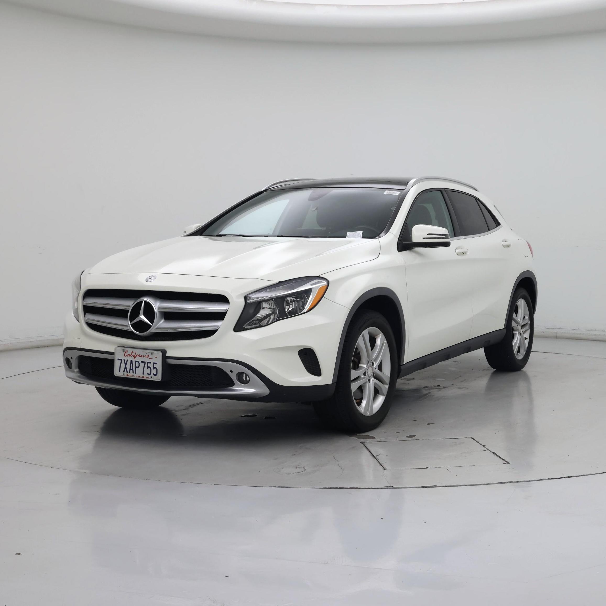Thumbnail: 2017 Mercedes-Benz GLA - 4