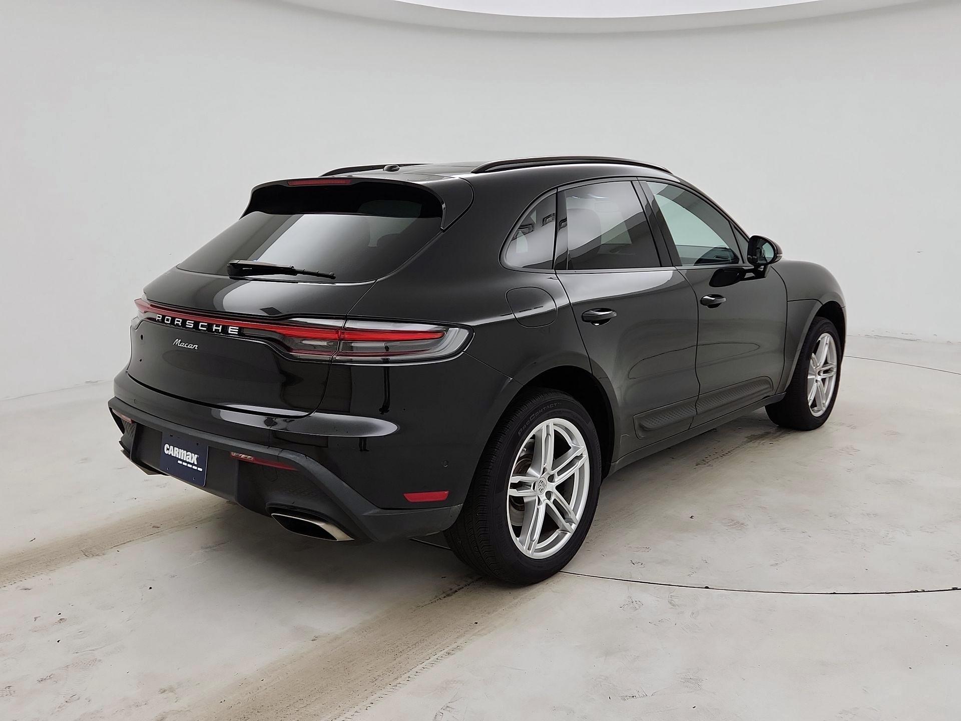 Thumbnail: 2023 Porsche Macan - 5