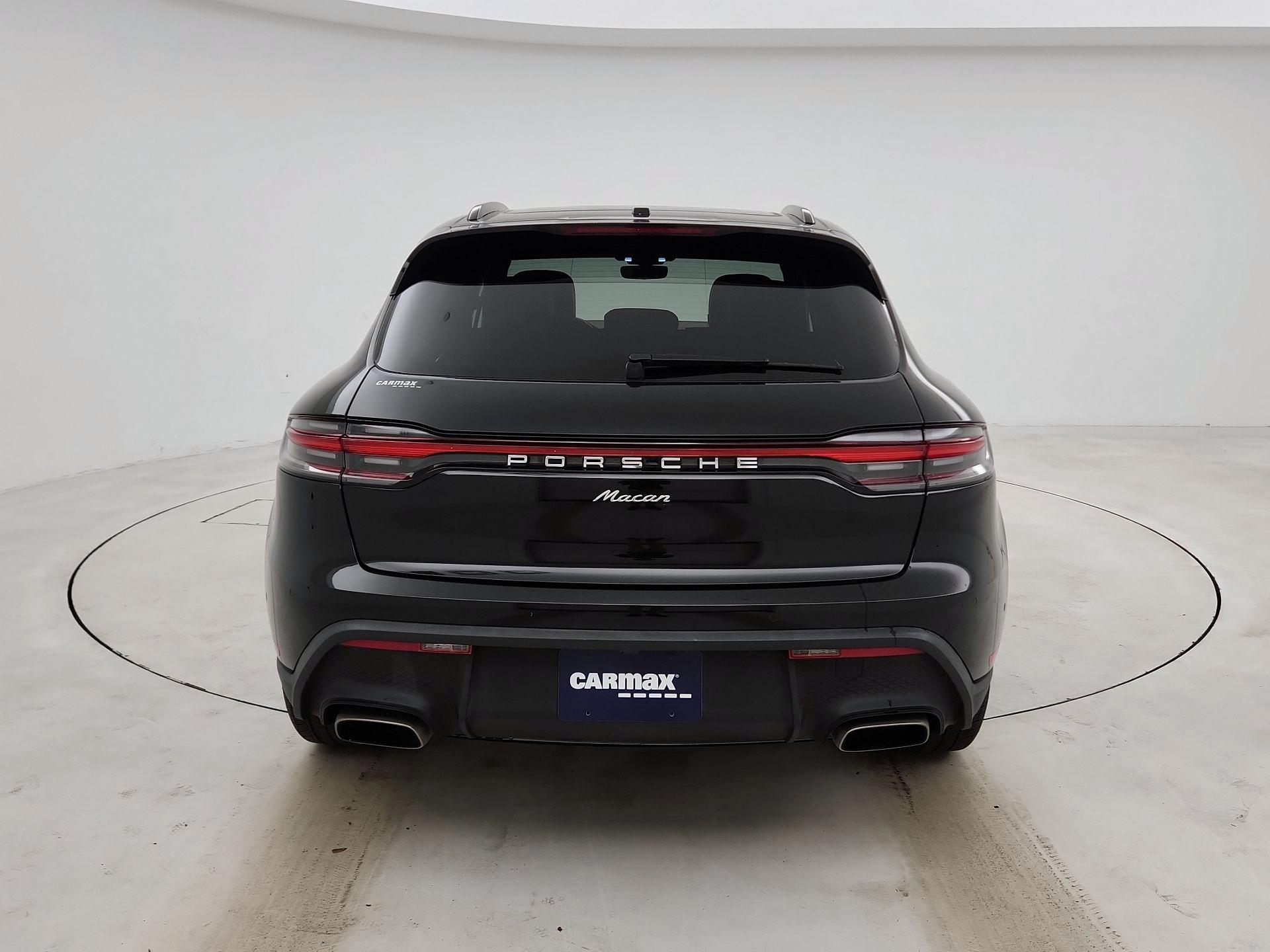 Thumbnail: 2023 Porsche Macan - 6