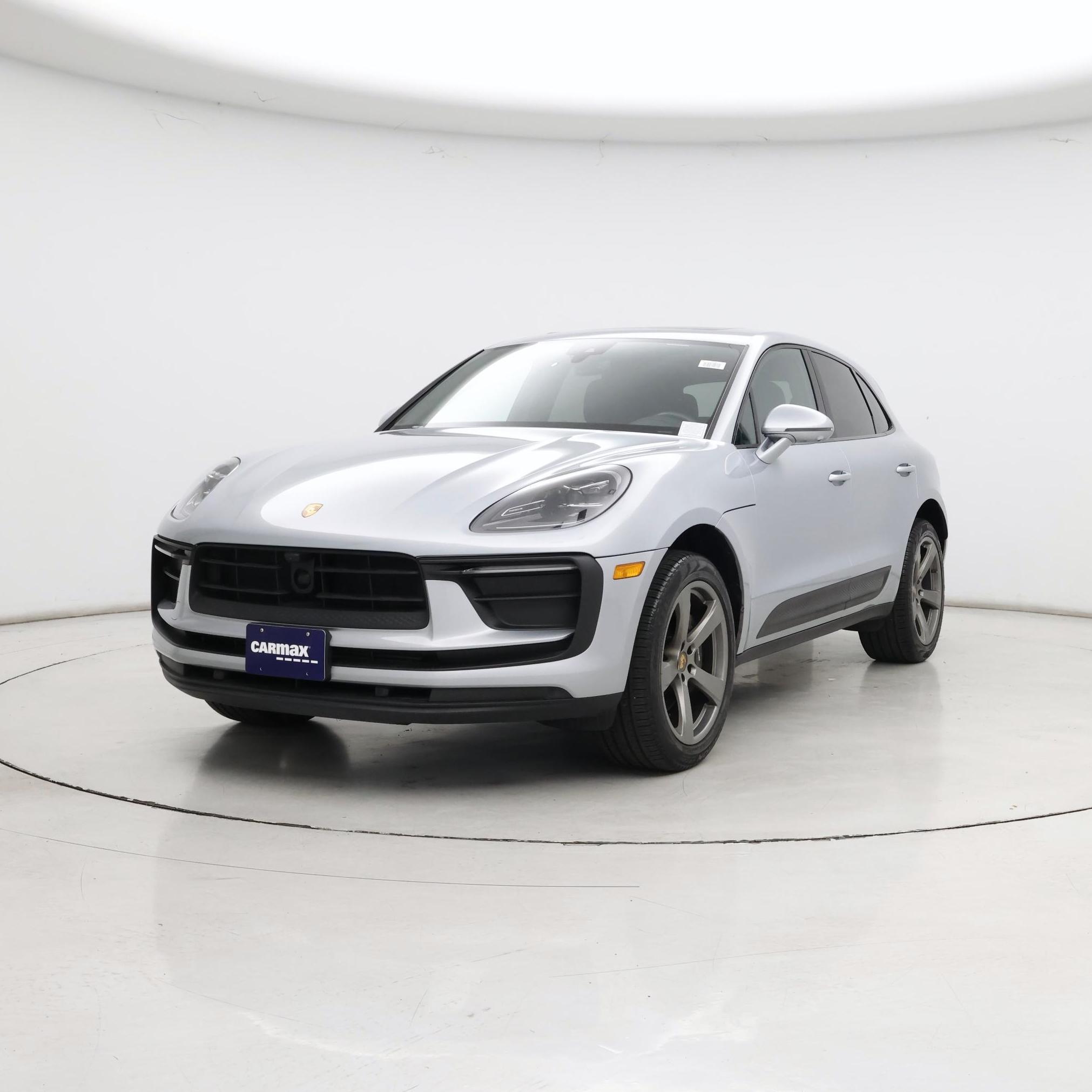 Thumbnail: 2023 Porsche Macan - 4