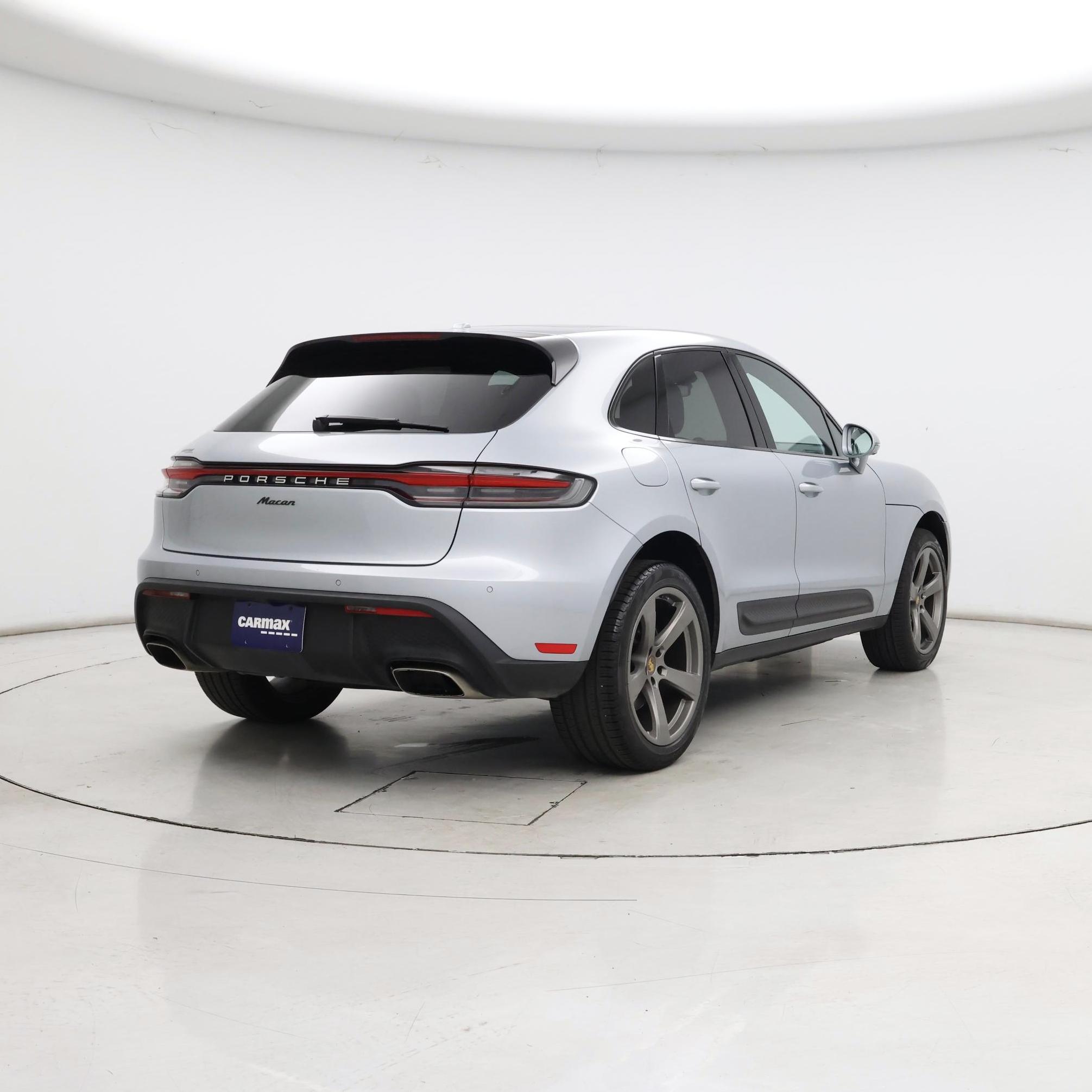 Thumbnail: 2023 Porsche Macan - 8