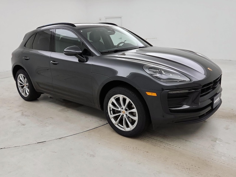 2022 Porsche Macan