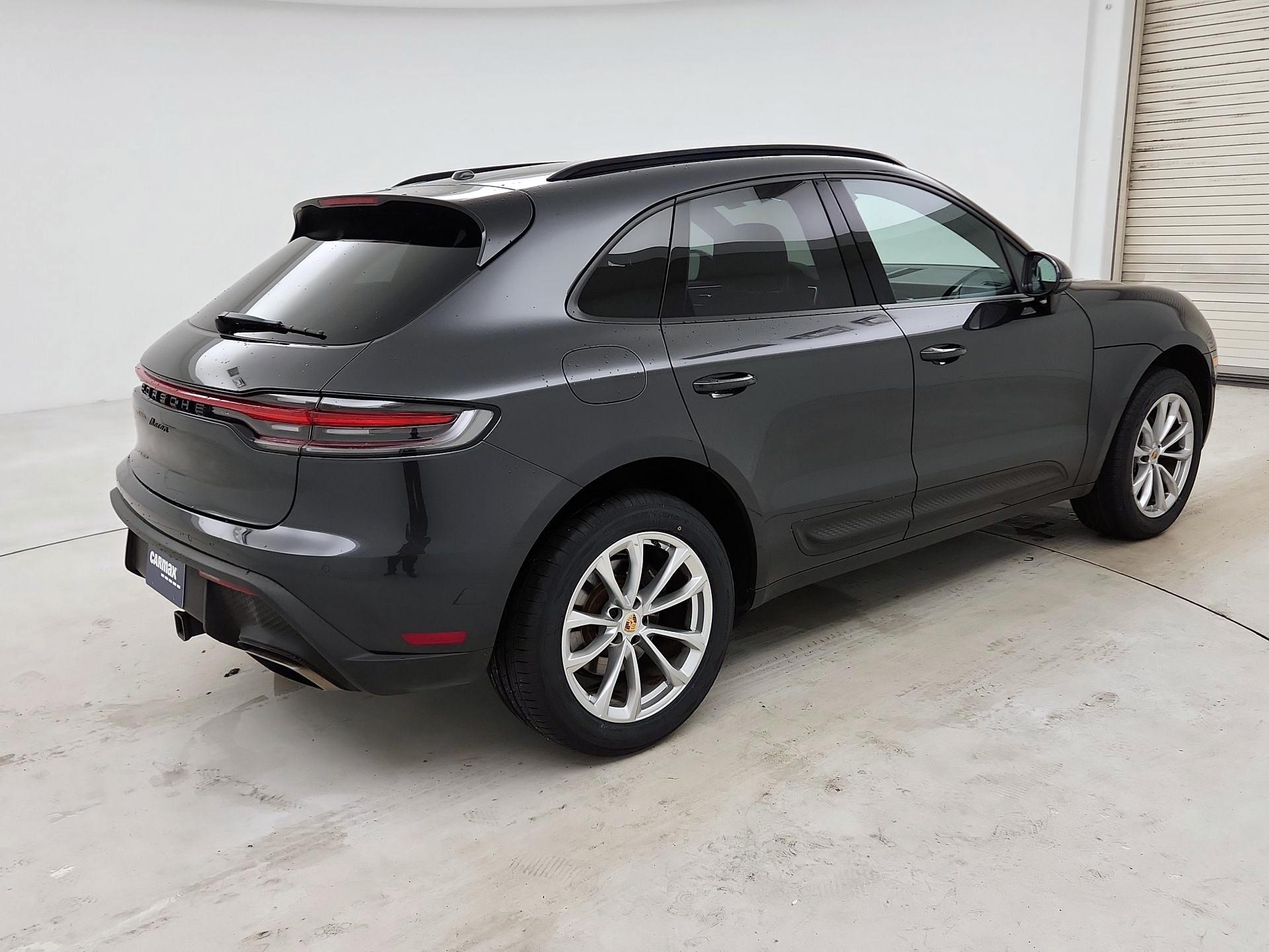 Thumbnail: 2022 Porsche Macan - 5