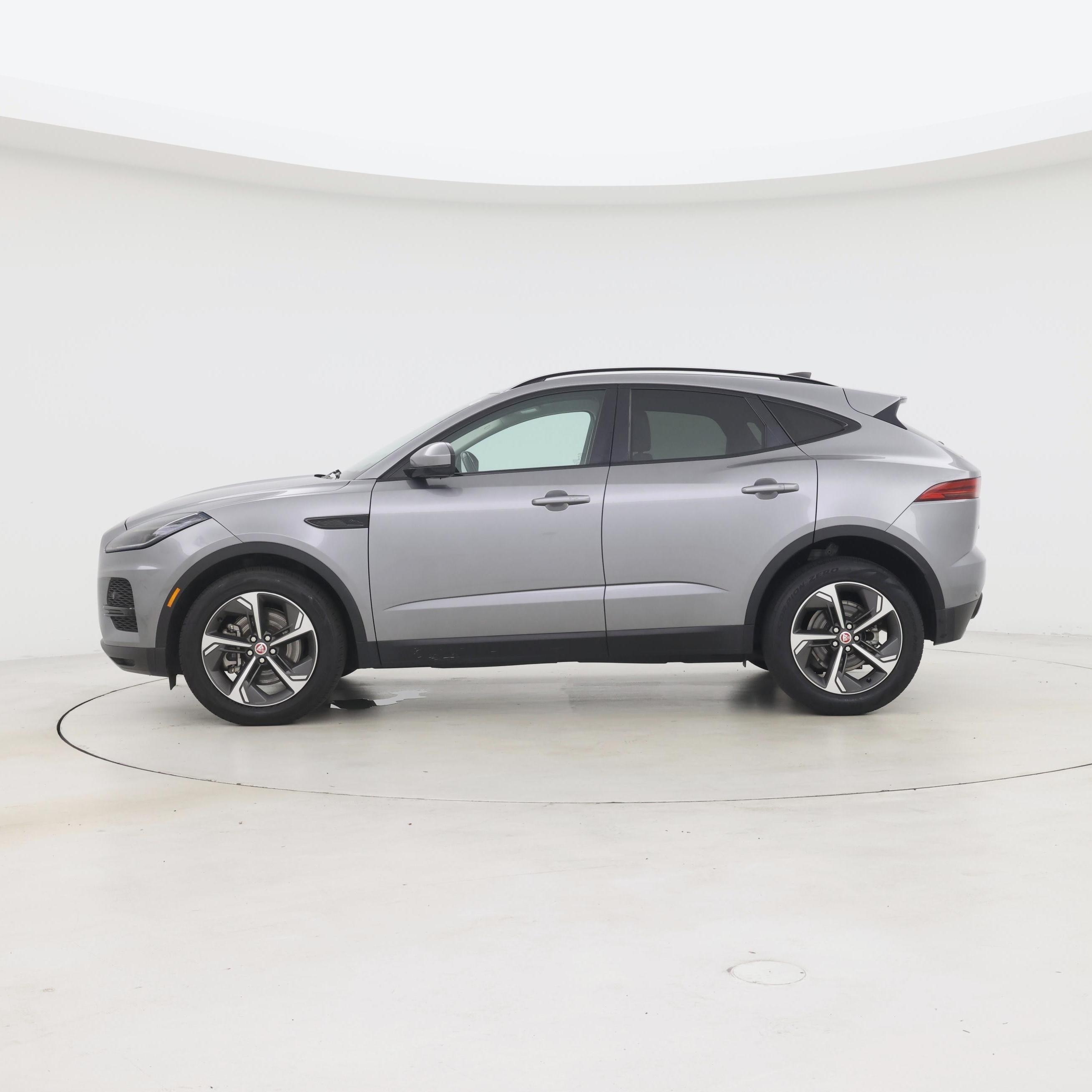 Thumbnail: 2022 Jaguar E-Pace - 3